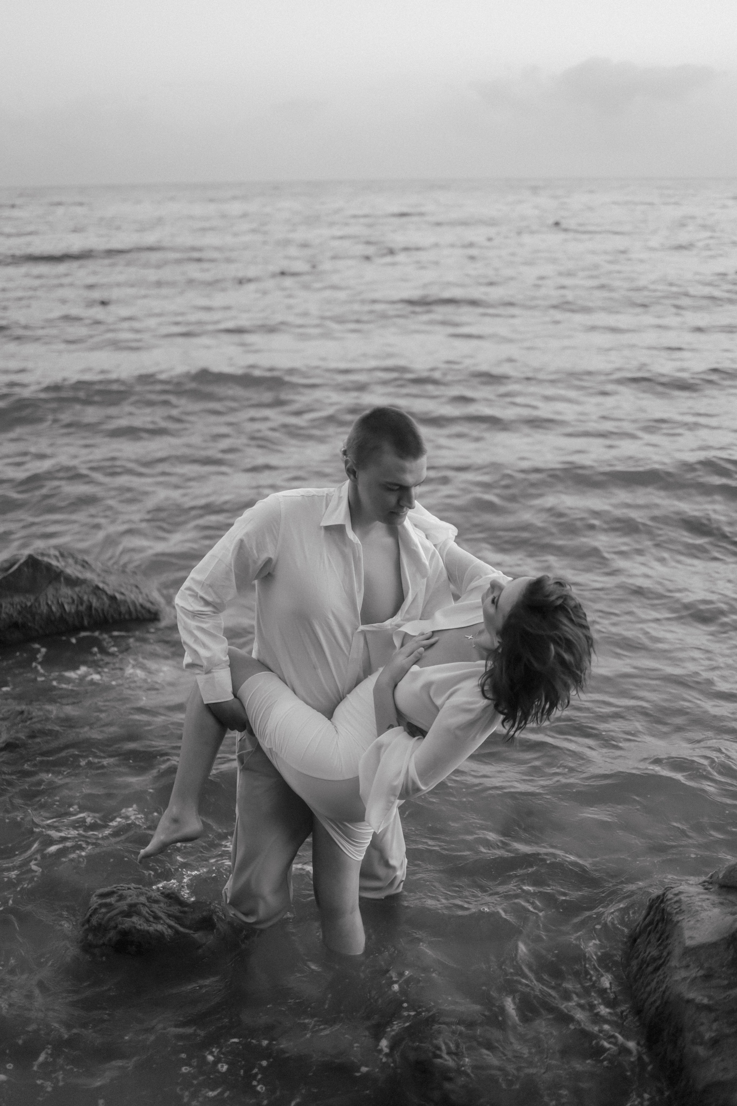 История любви на живописных скалах. Семейный и портретный фотограф в Геленджике Любовь Бодрова