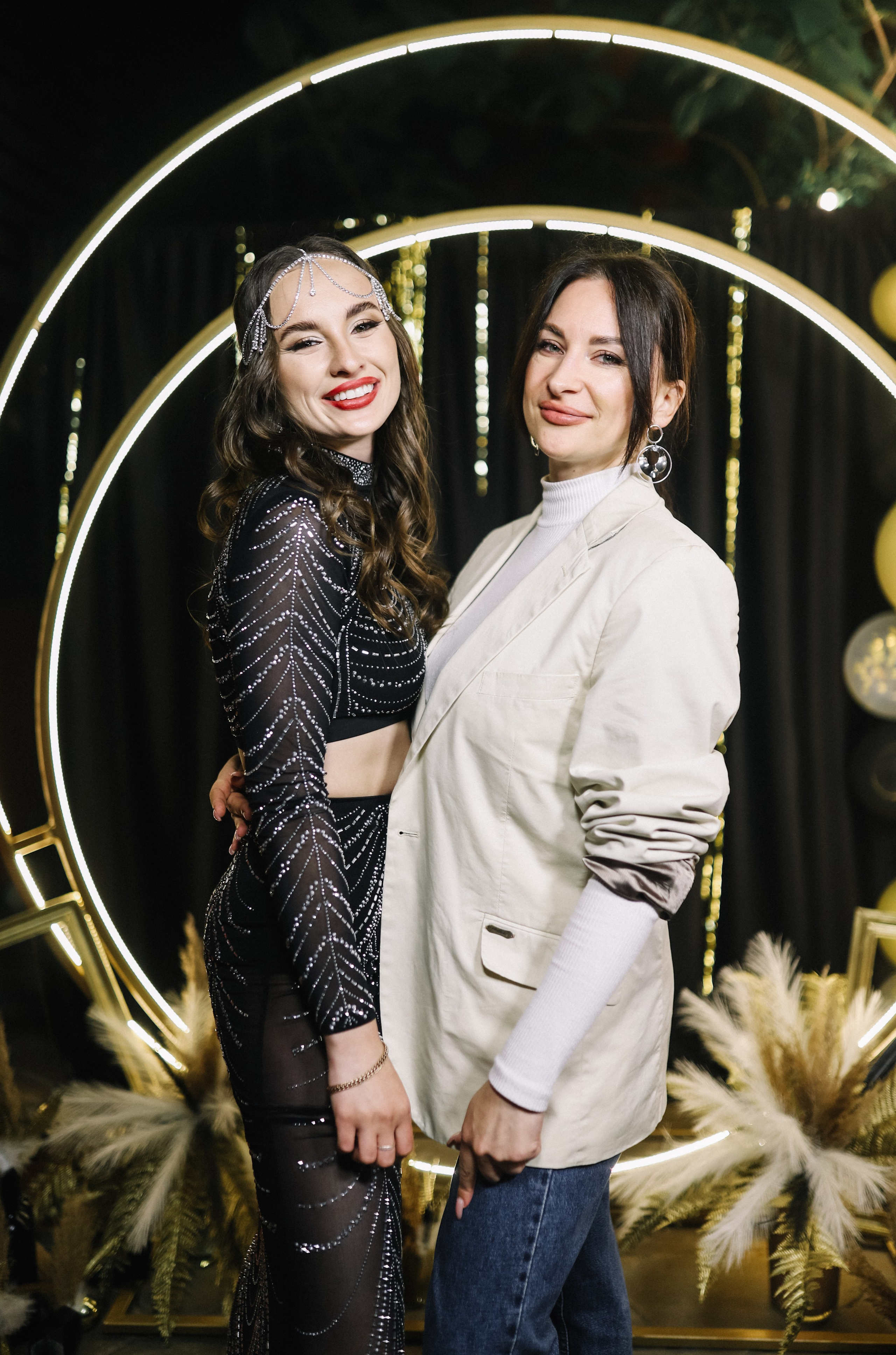 25.Диана и гости