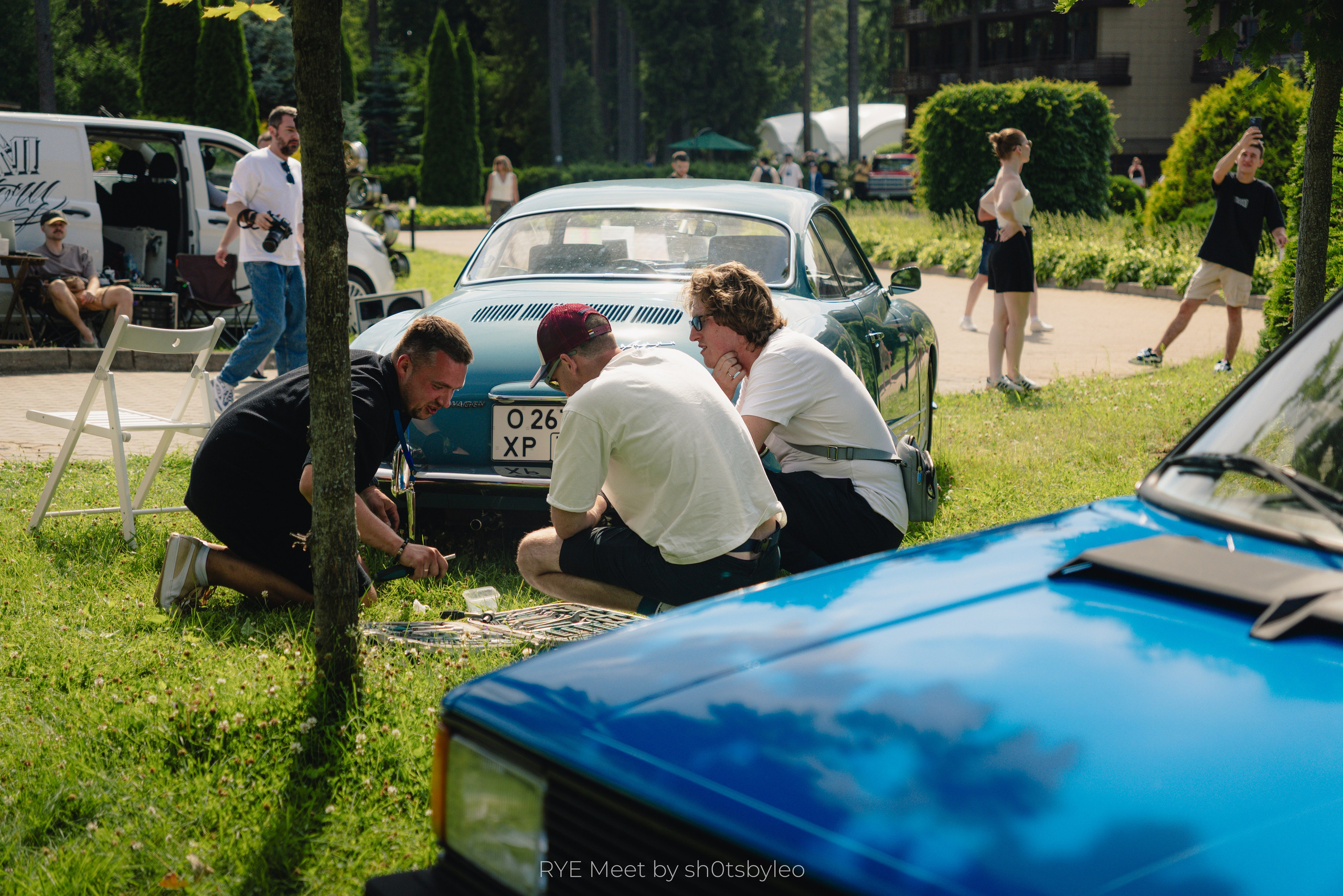 Масштабный летний фестиваль RYE Meet — встреча клуба любителей автомобилей старше 25-лет. Автомобильный фотограф Антон Цырулев