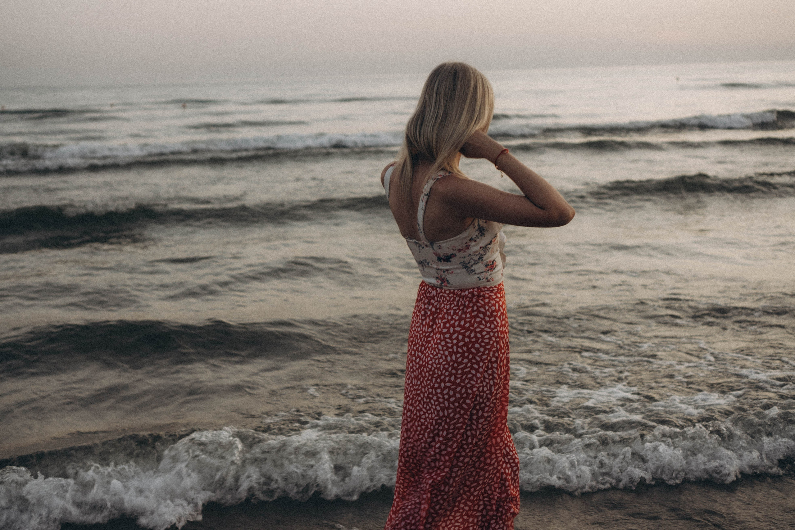 Июльский вечер на берегу черного моря. Профессиональный фотограф, Санкт-Петербург — Виктория Богомолова