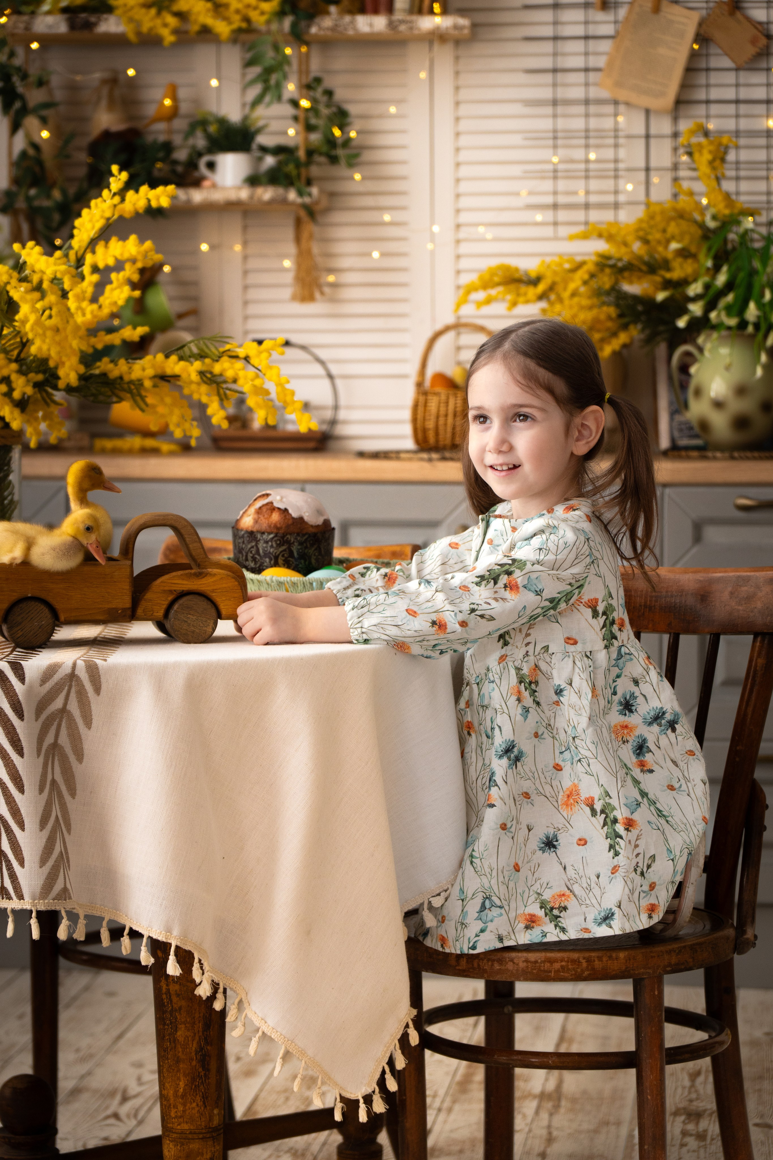 Семейная фотосессия на Пасху. Фото и видео съёмка в Москве и МО Александр Чапала и Трояк Алеся