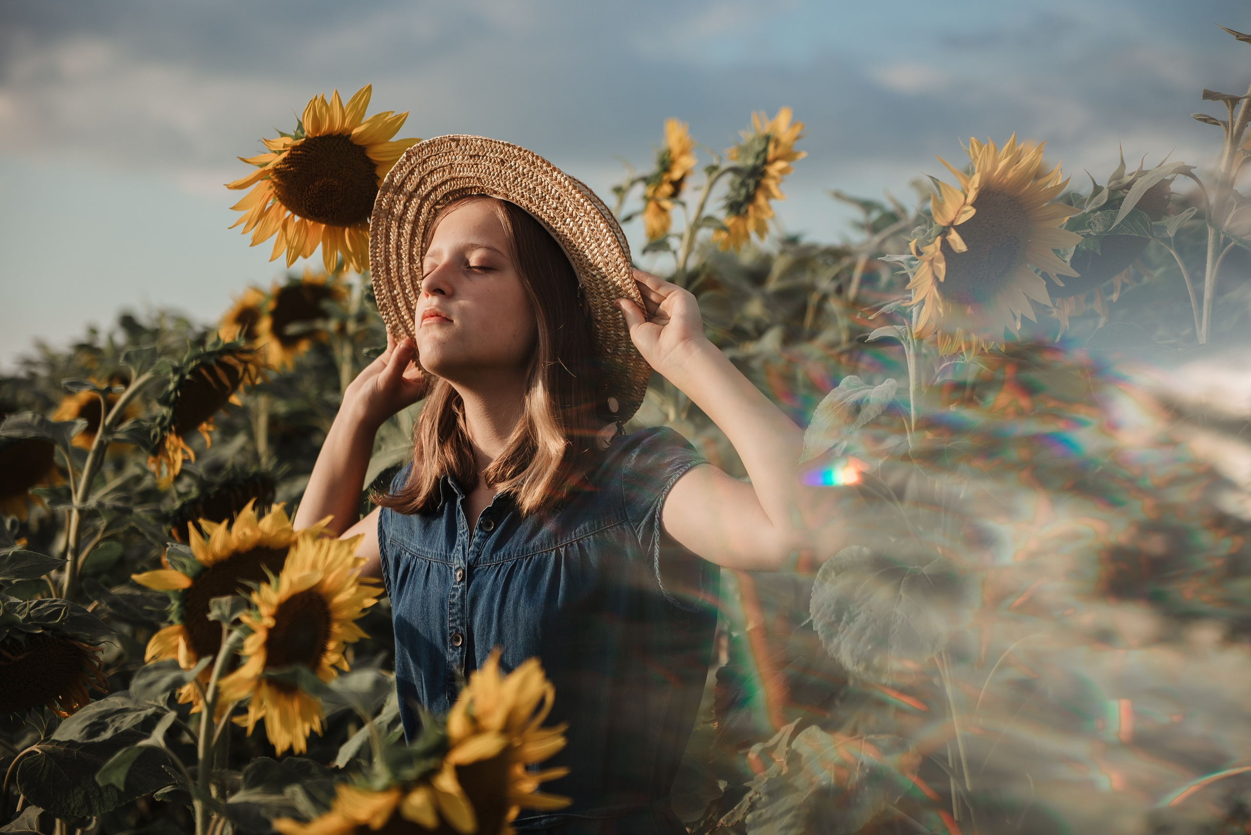 Прогулка в подсолнухах. Семейный Фотограф в Москве Ирина Хохлова