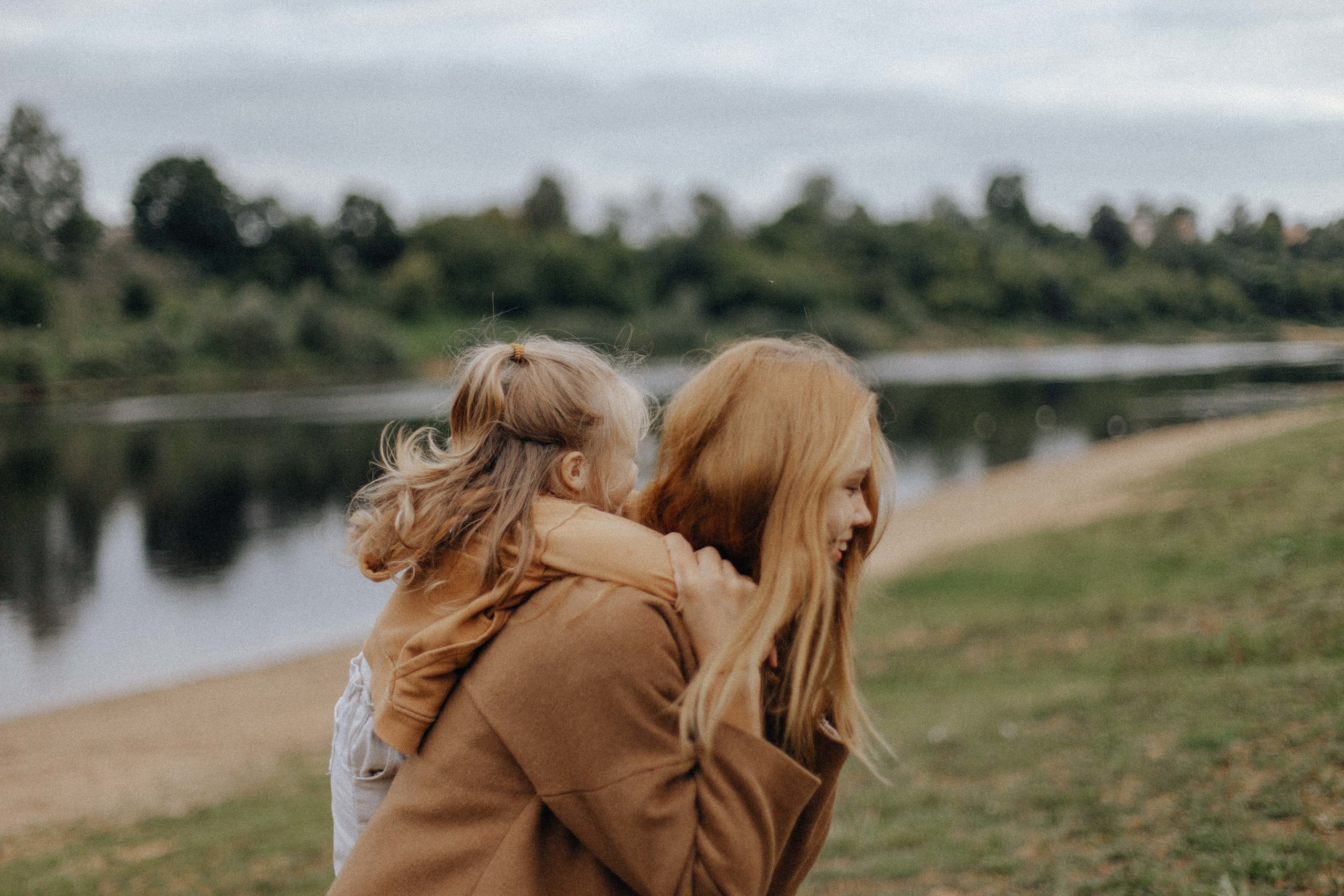 Аня с Милой. Фотограф Мария Прусакова