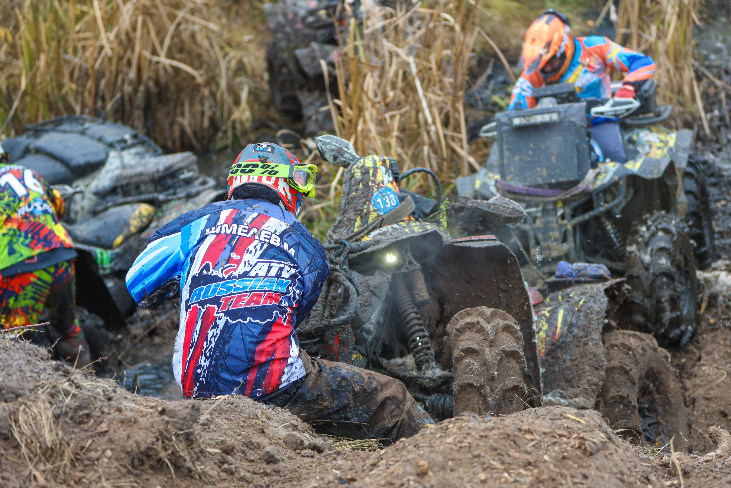 Гонки на квадроциклах Грязевое кольцо. Спортивный фотограф в Самаре