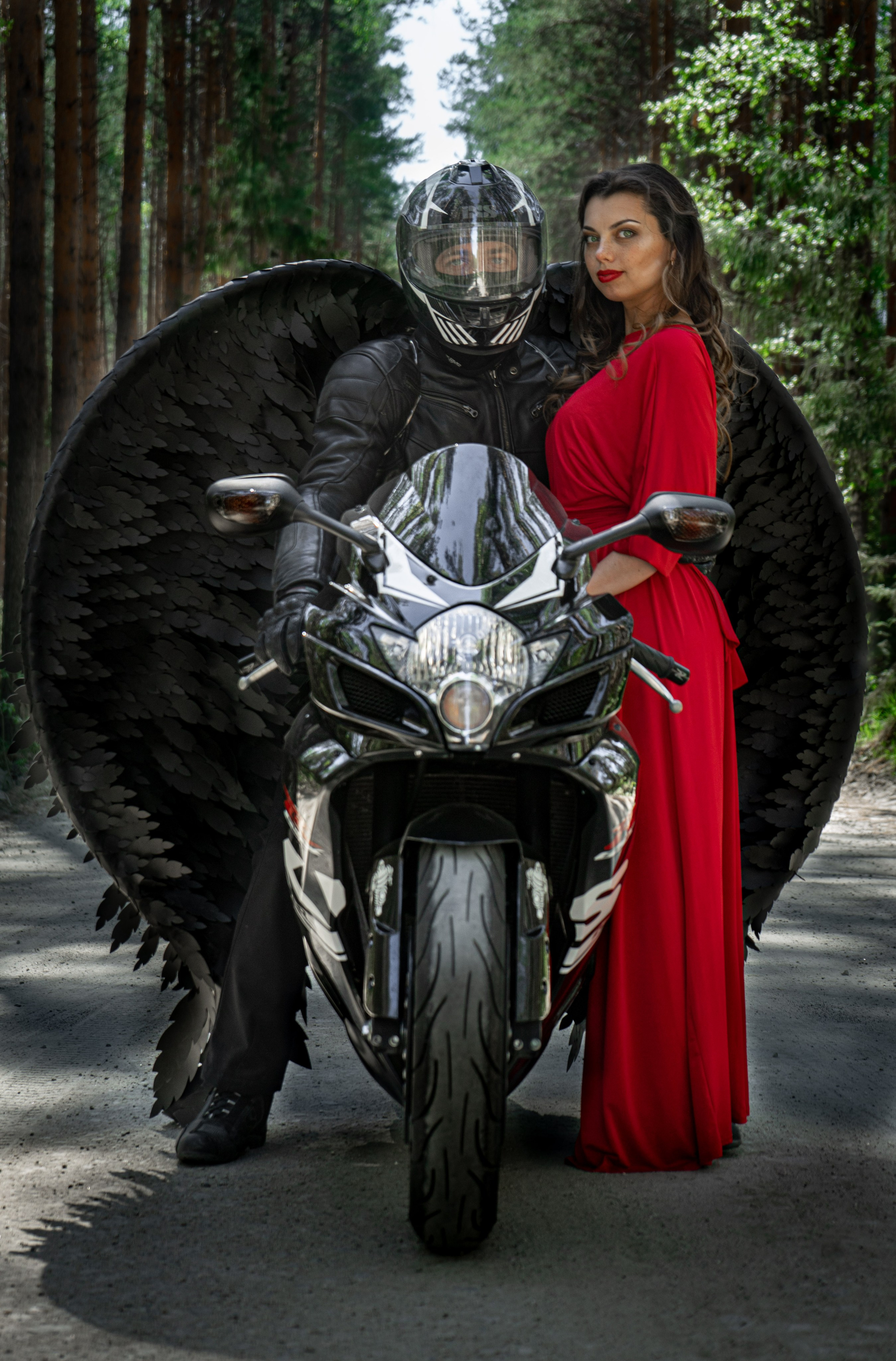 Фотосессия влюбленные на мото. Фотограф Екатеринбург Кокшарова Александра