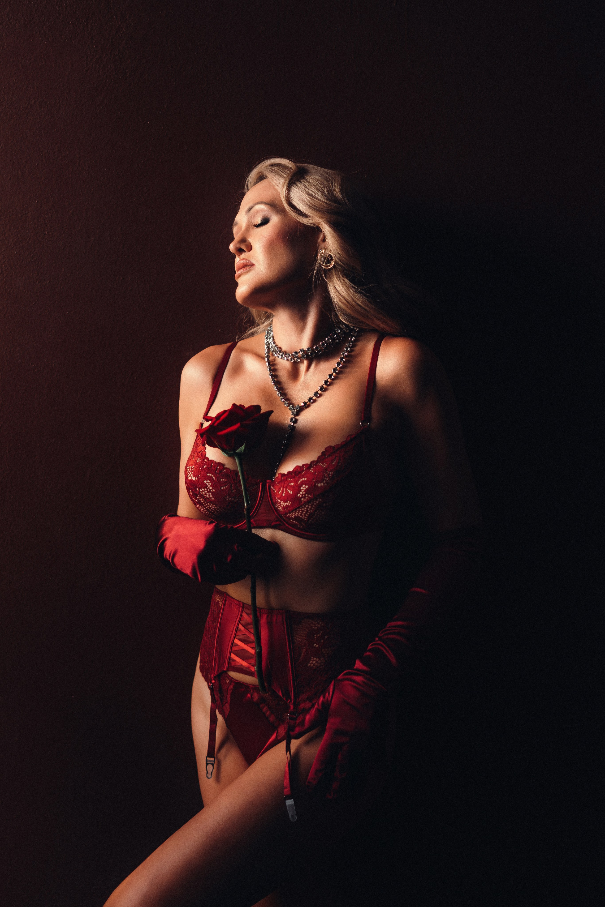 Будуарная история в студии. Фотограф Екатеринбург Кокшарова Александра