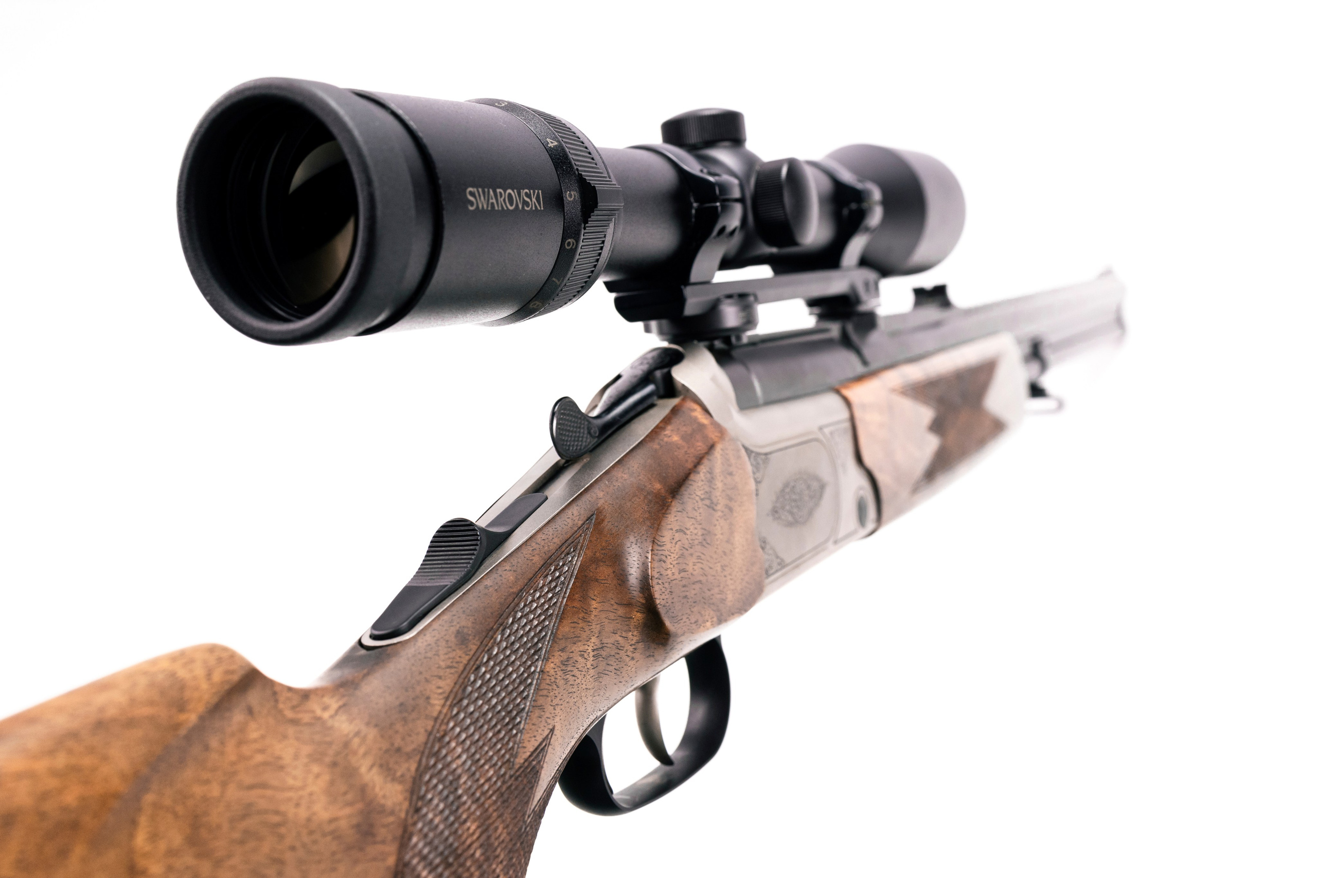 Предметная фотография оптических приборов и оружия. Предметный фотограф в Москве и Московской области