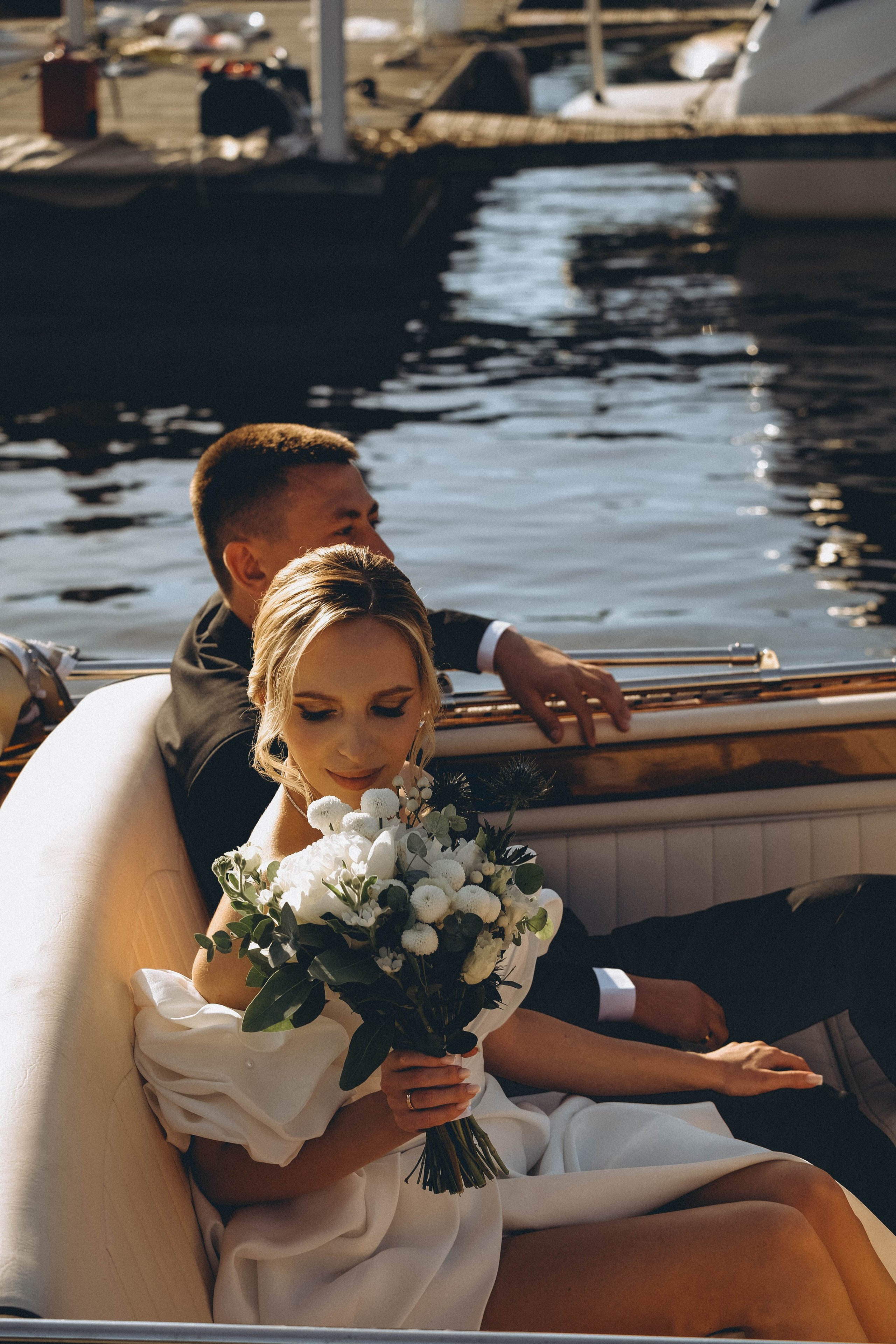 СВАДЕБГНАЯ ПРОГУЛКА ПО КАНАЛ САНКТ-ПЕТЕРБУРГА НА КАТЕРЕ. Профессиональный фотограф, Санкт-Петербург — Виктория Богомолова