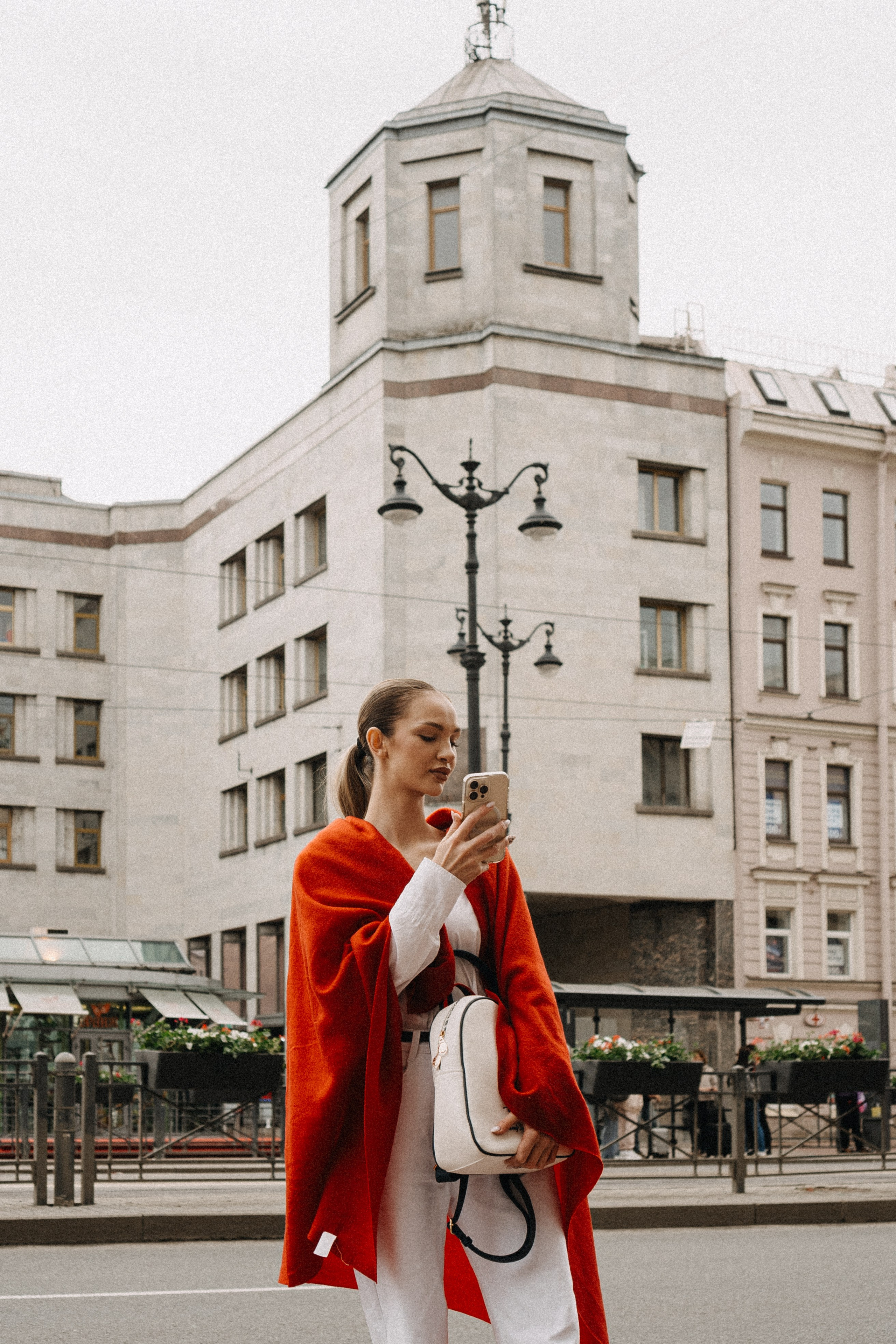 МЫ ГУЛЯЛИ ПРО КРЫШАМ ПИТЕРА. Профессиональный фотограф, Санкт-Петербург — Виктория Богомолова