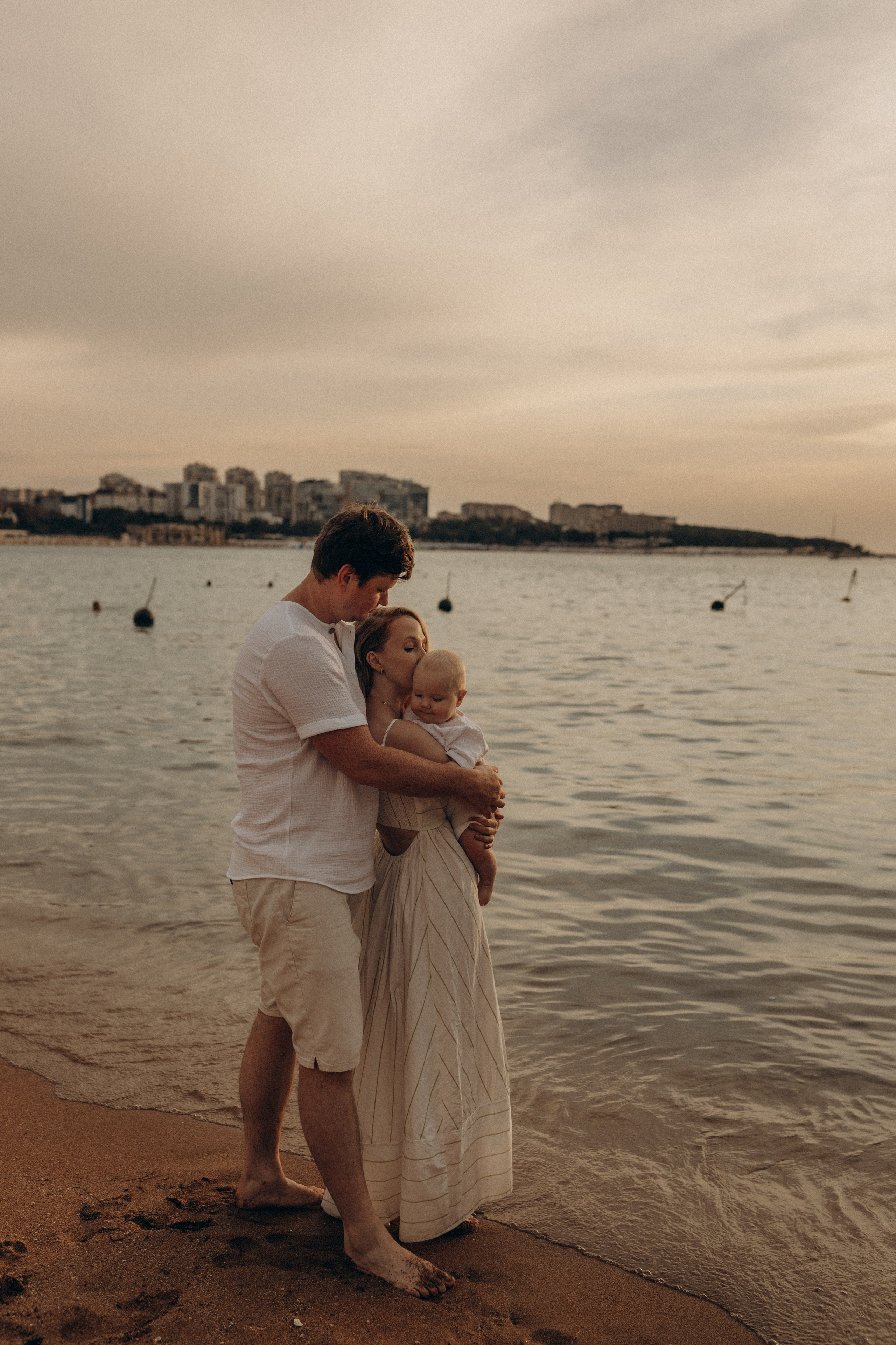 Антон Таня и Даня. Семейный фотограф в Новороссийске и Анапе Александра Яковлева