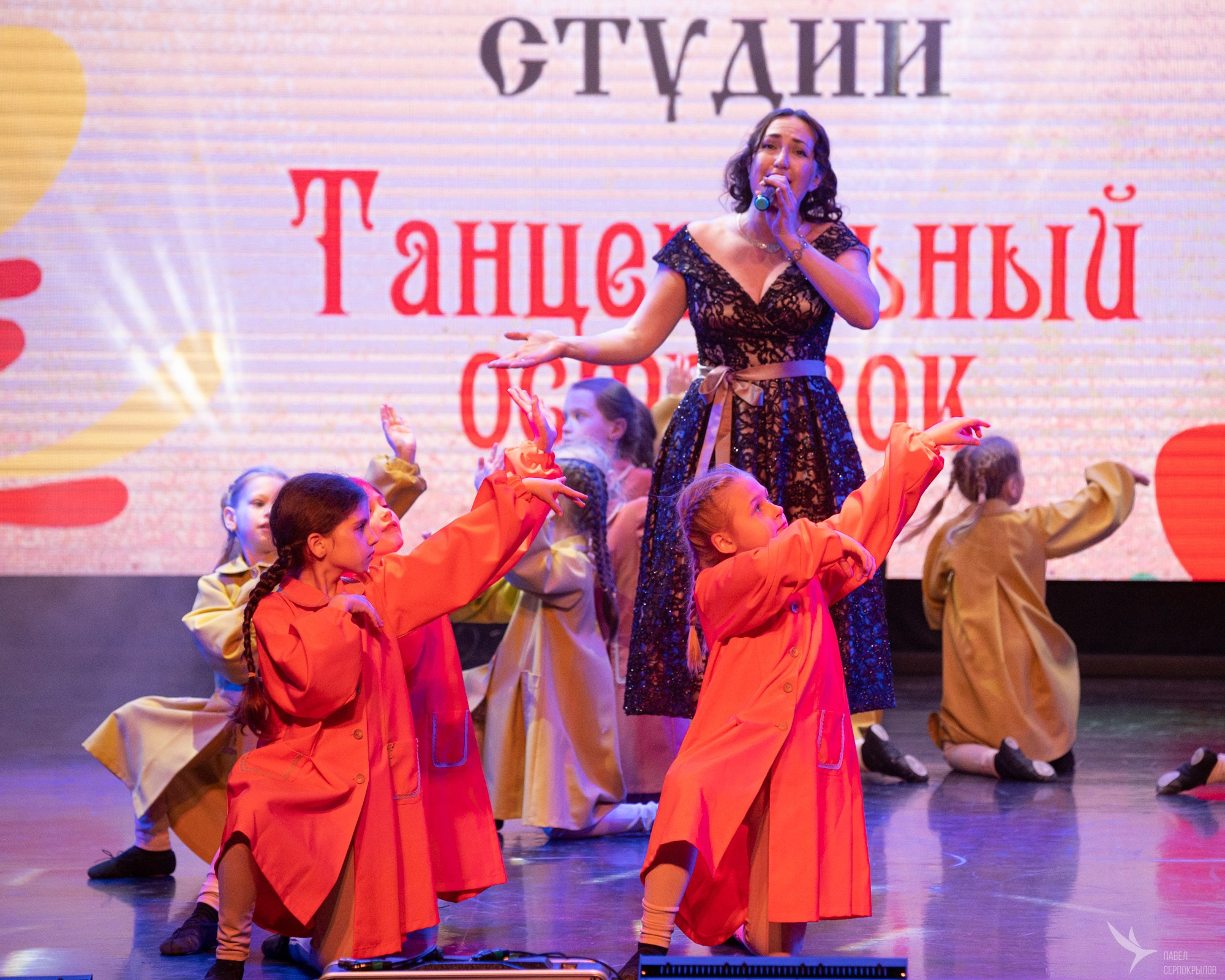 Отчетный концерт школы танцев «Танцевальный островок». Репортажный фотограф в Казани Павел Серпокрылов