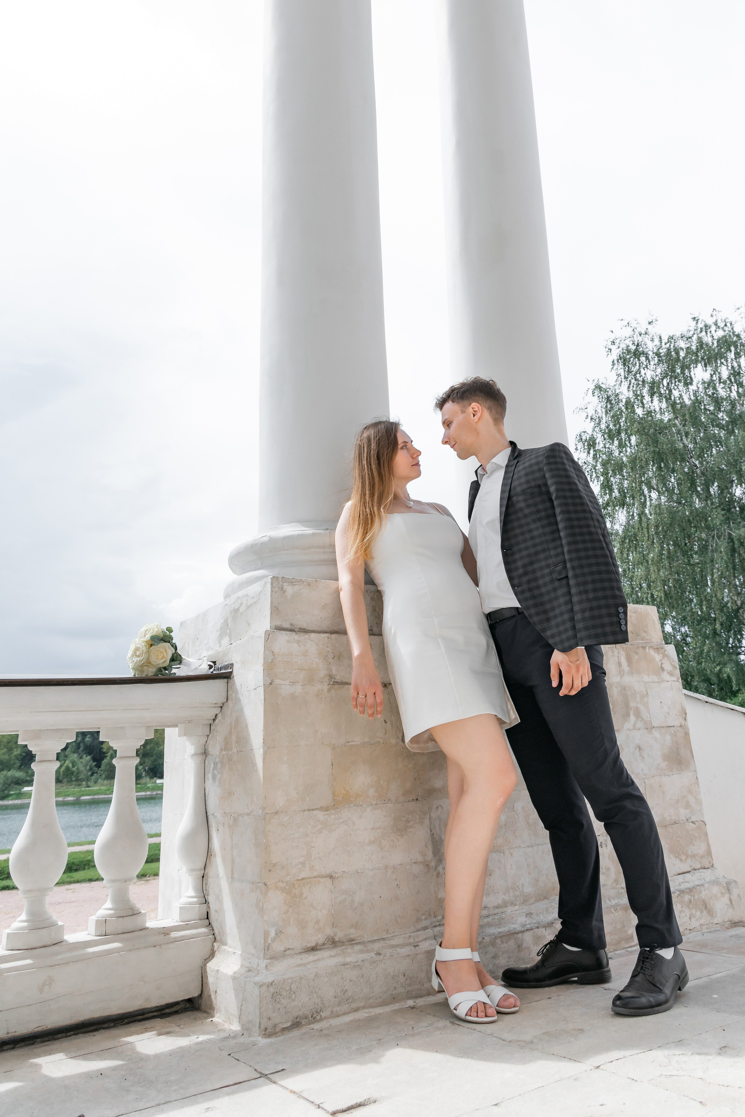 Свадебная прогулка в Усадьбе Кусково. Свадебный фотограф Кирилл Шустров