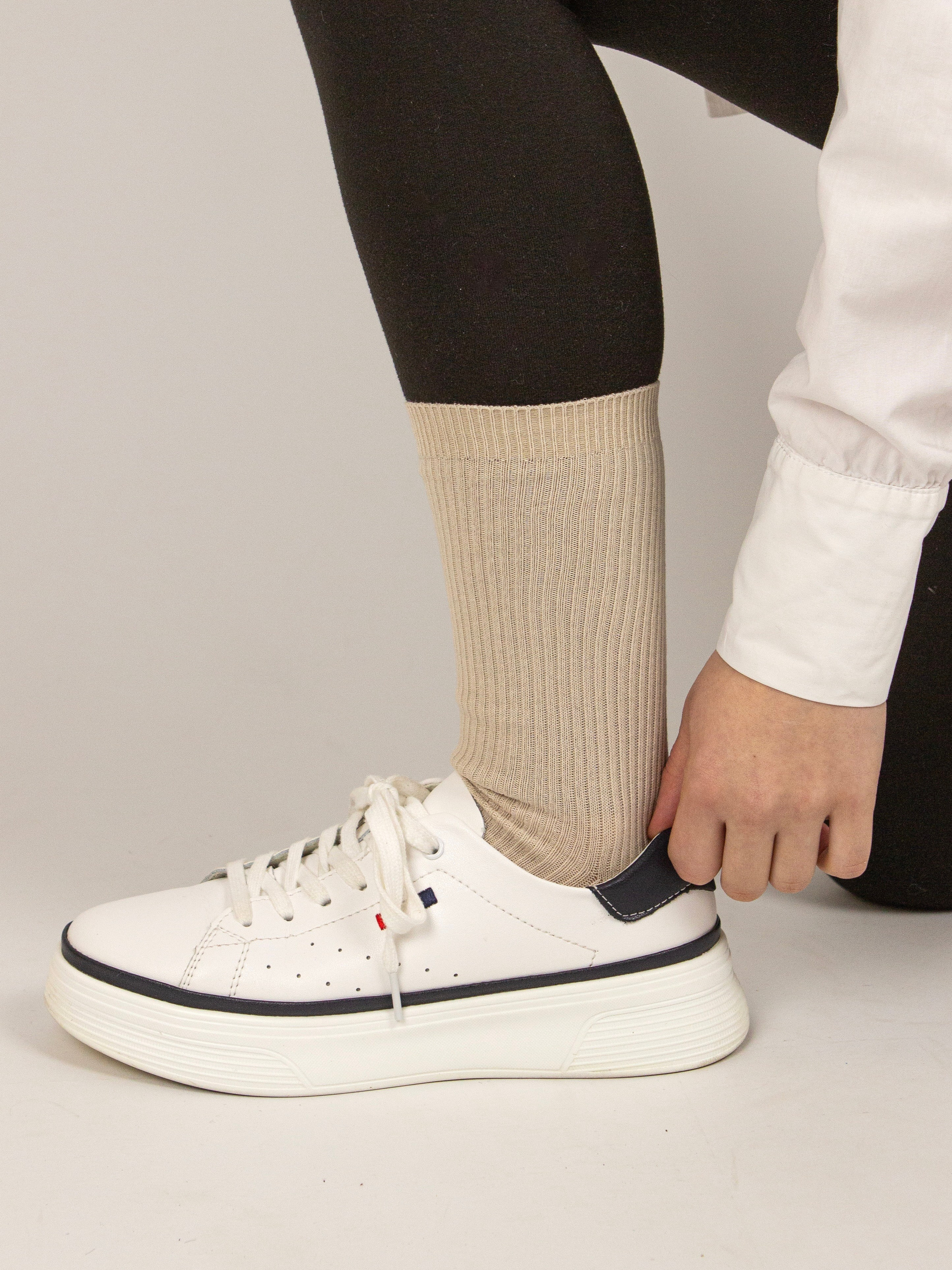 Обувь // Носки. DEWA | фотостудия для маркетплейсов