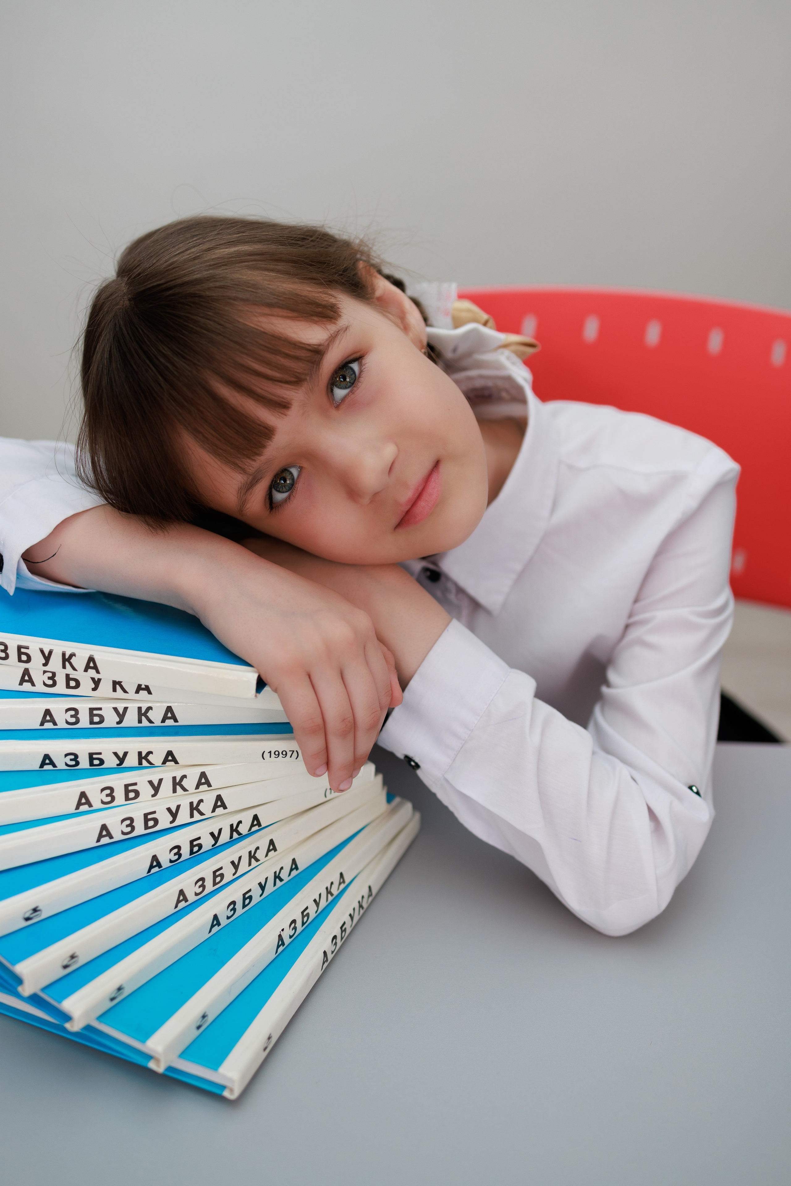 Школьная фотосессия 4 класс 2 школа Медногорск. Фотограф Медногорск Кувандык Оксана Шерехода свадебные, семейные, индивидуальные, школьные фотосессии. Печать фотоальбомов