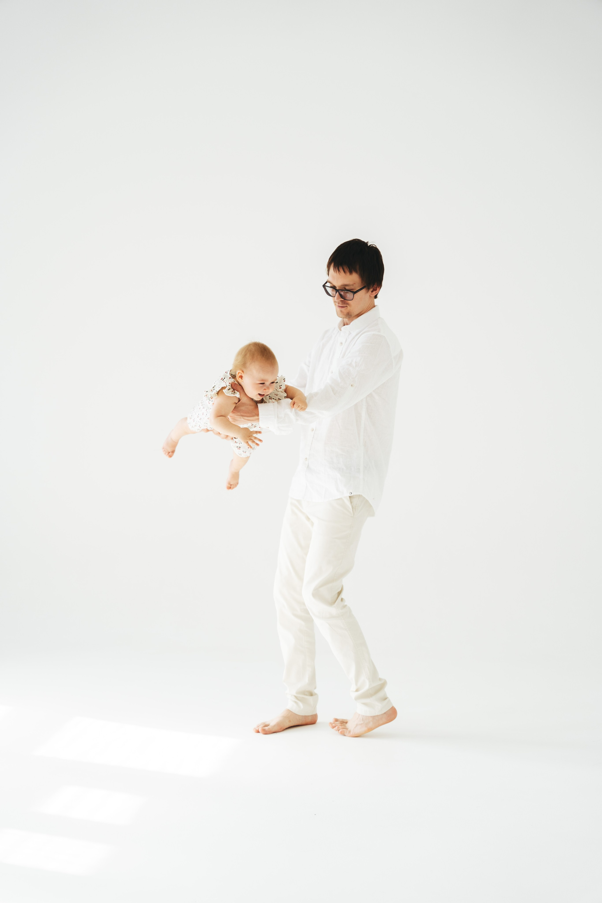 Варя, Таня, Дима. Главная