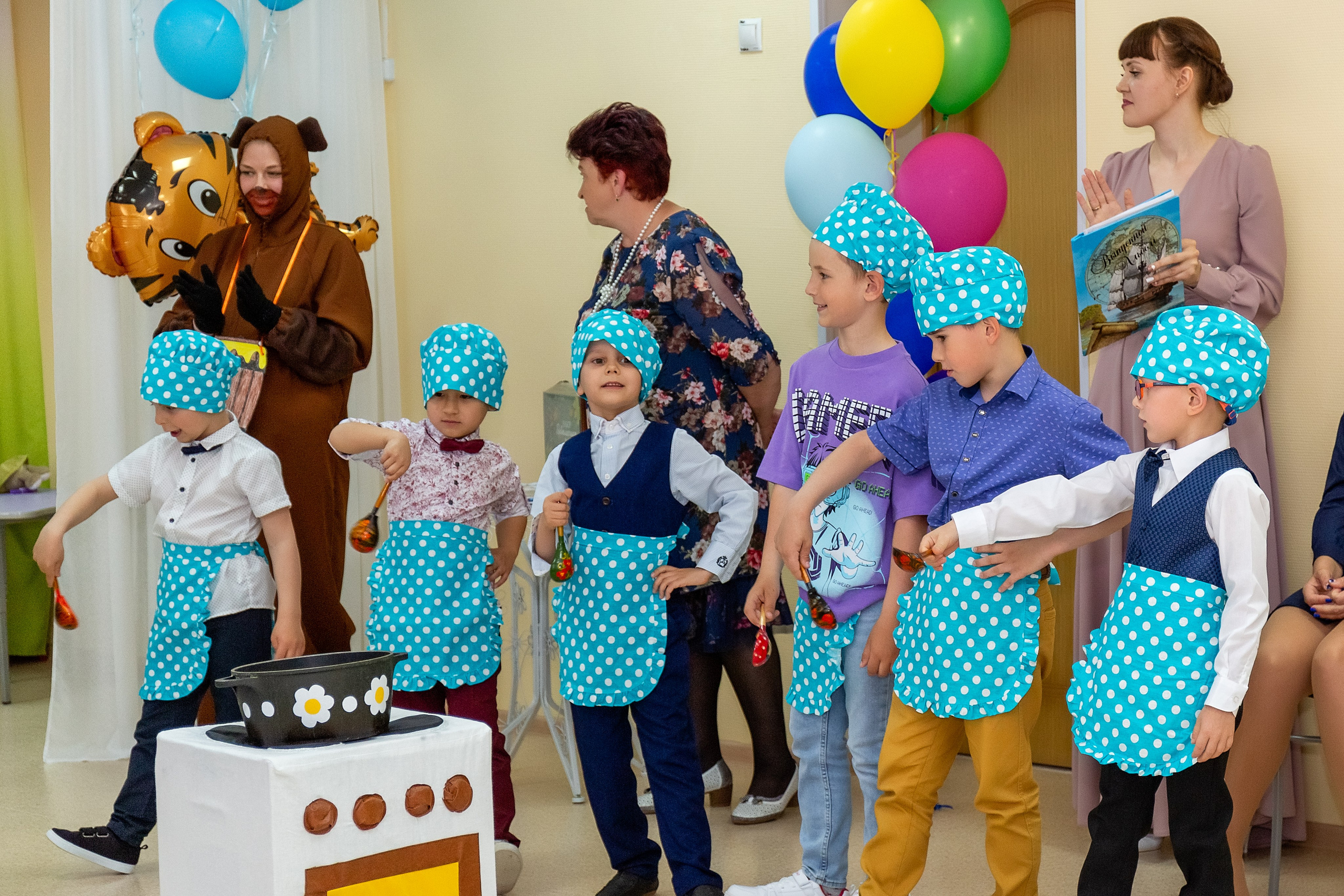 Выпускной. Детский сад «Тигрёнок». Стильный выпускной альбом Владивосток фотограф Вероника Мигачева