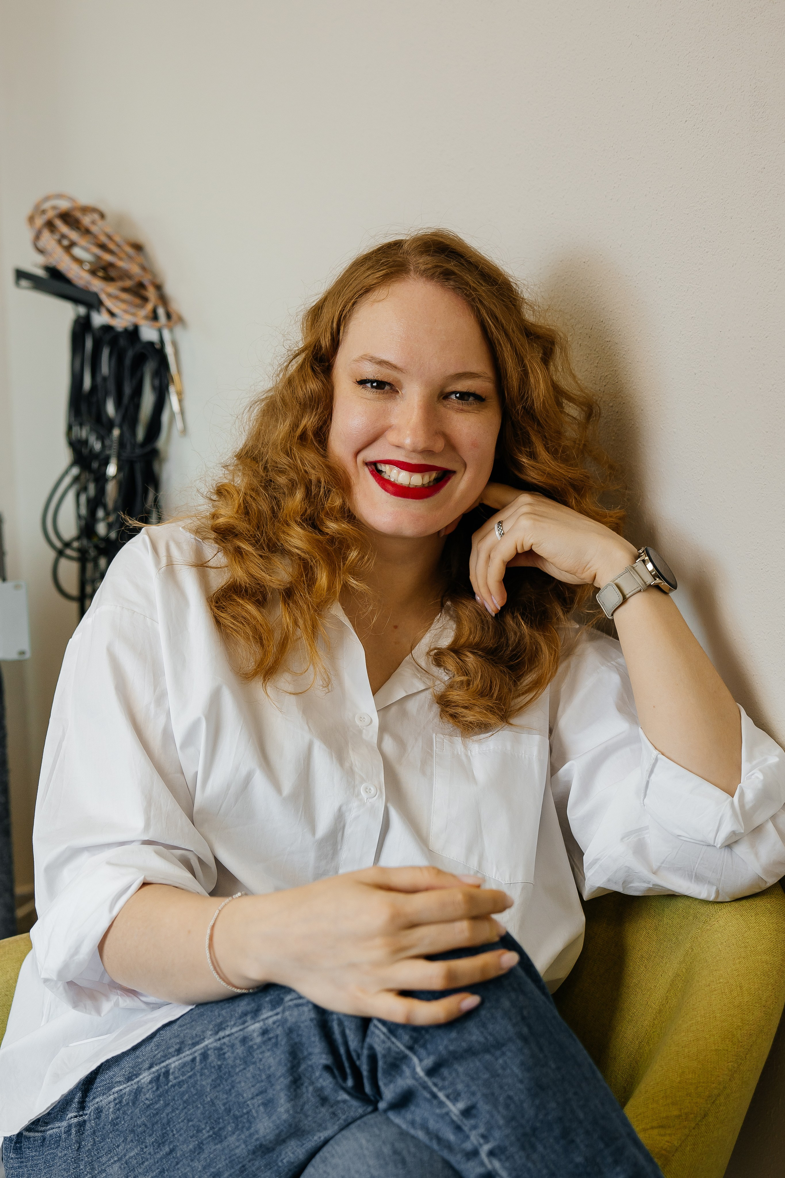 Конент фотографии для вокальной студии. Предметный фотограф в Горячем Ключе Вера Швец