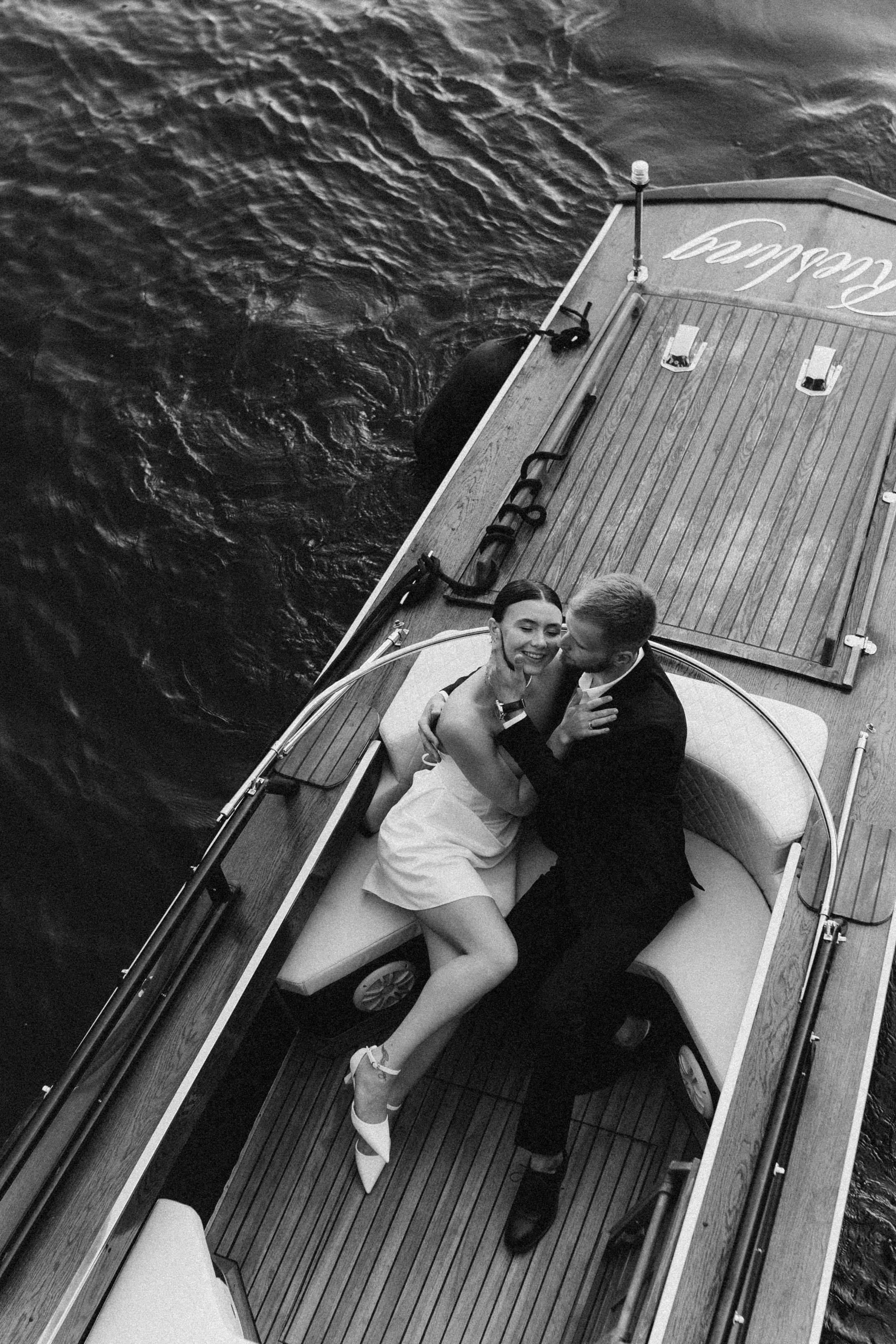 Костя и Лиза|прогулка + катер. Свадебный и love story фотограф в Санкт-Петербурге