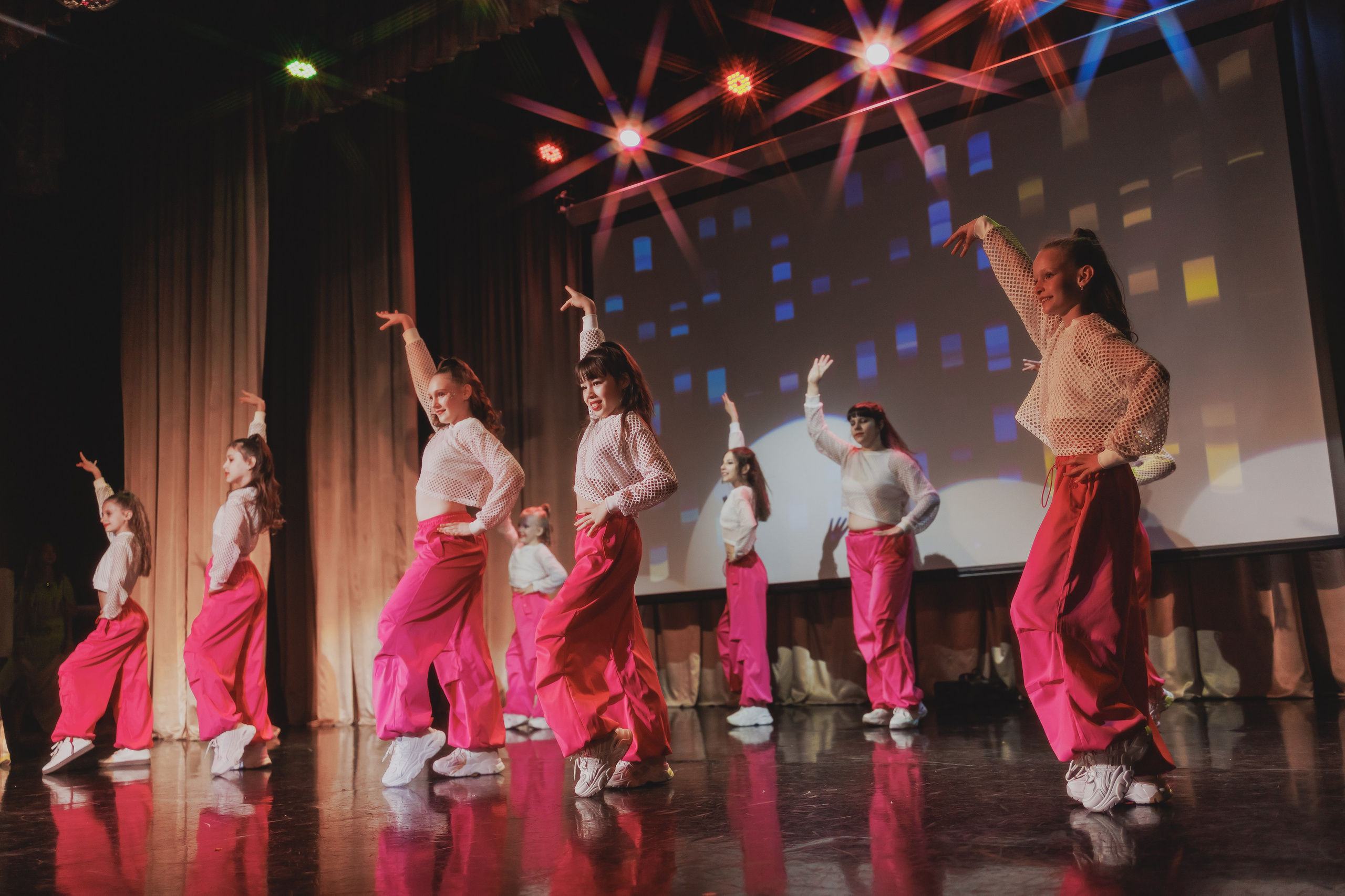 Отчётный концерт Riviera Dance. Май 2026. Фотограф — Новосибирск