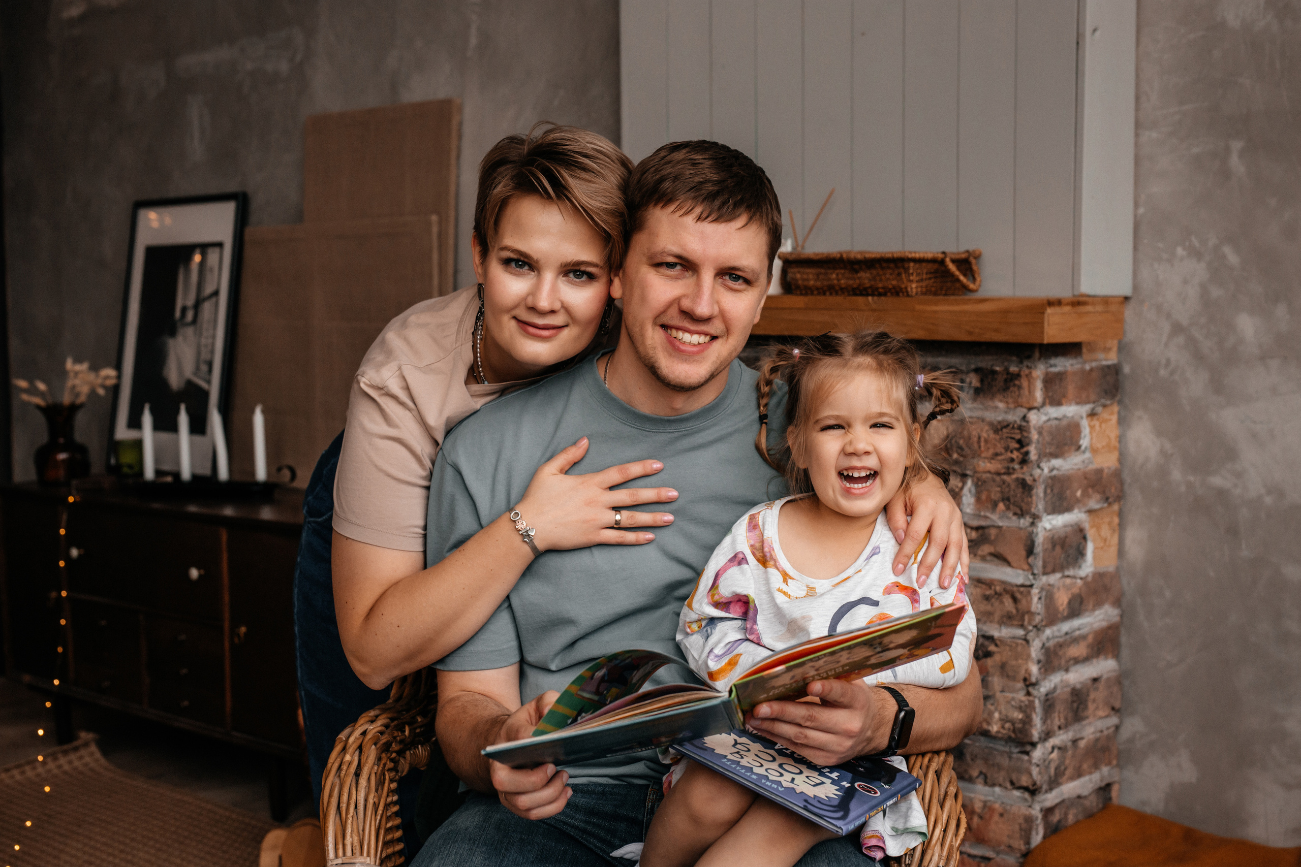 Ольга, Вадим и Ксюша. Семейный фотограф в Минске Саша Павлюк