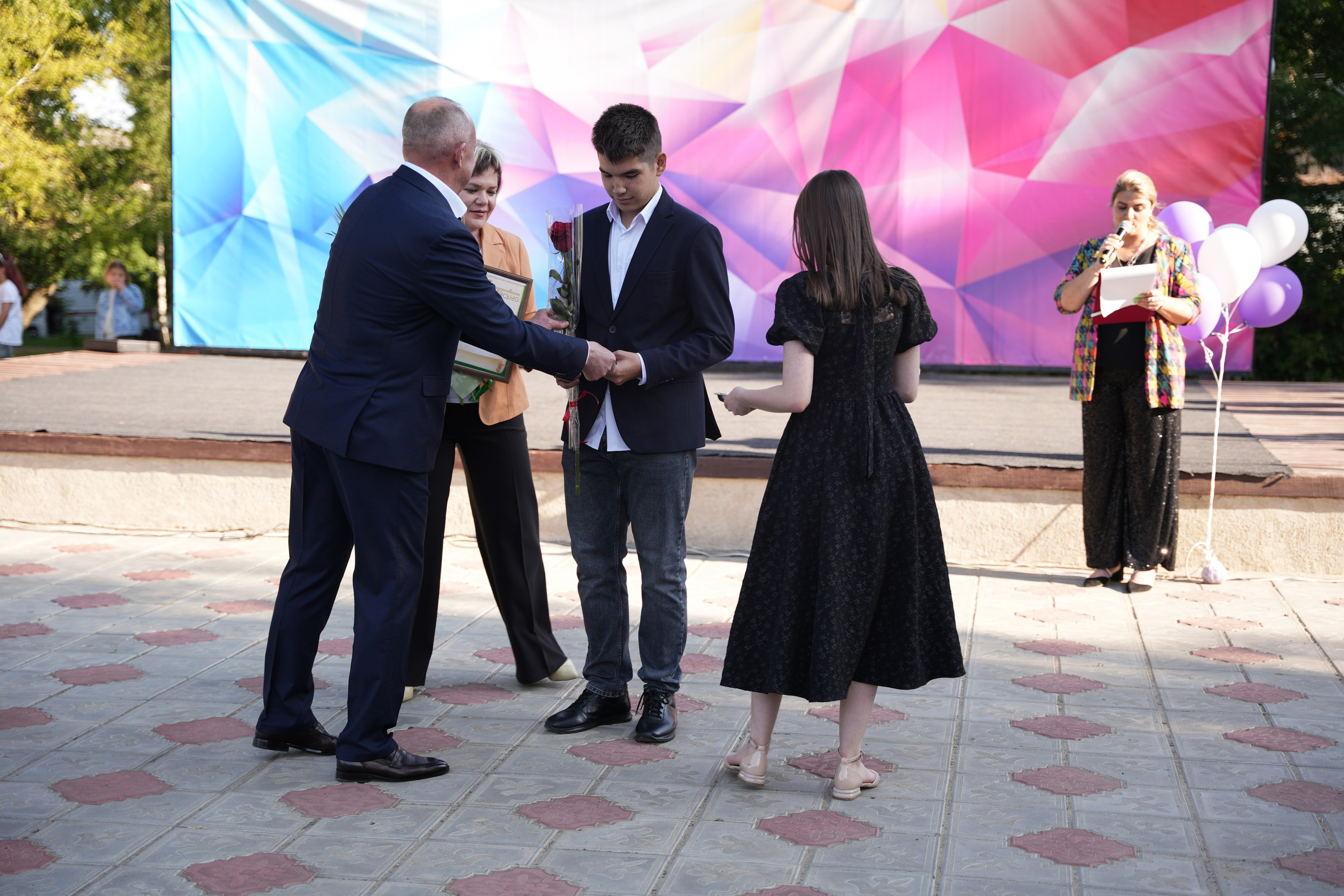 Выпускной в парке. Ольга Плаксина фотограф в Саратове