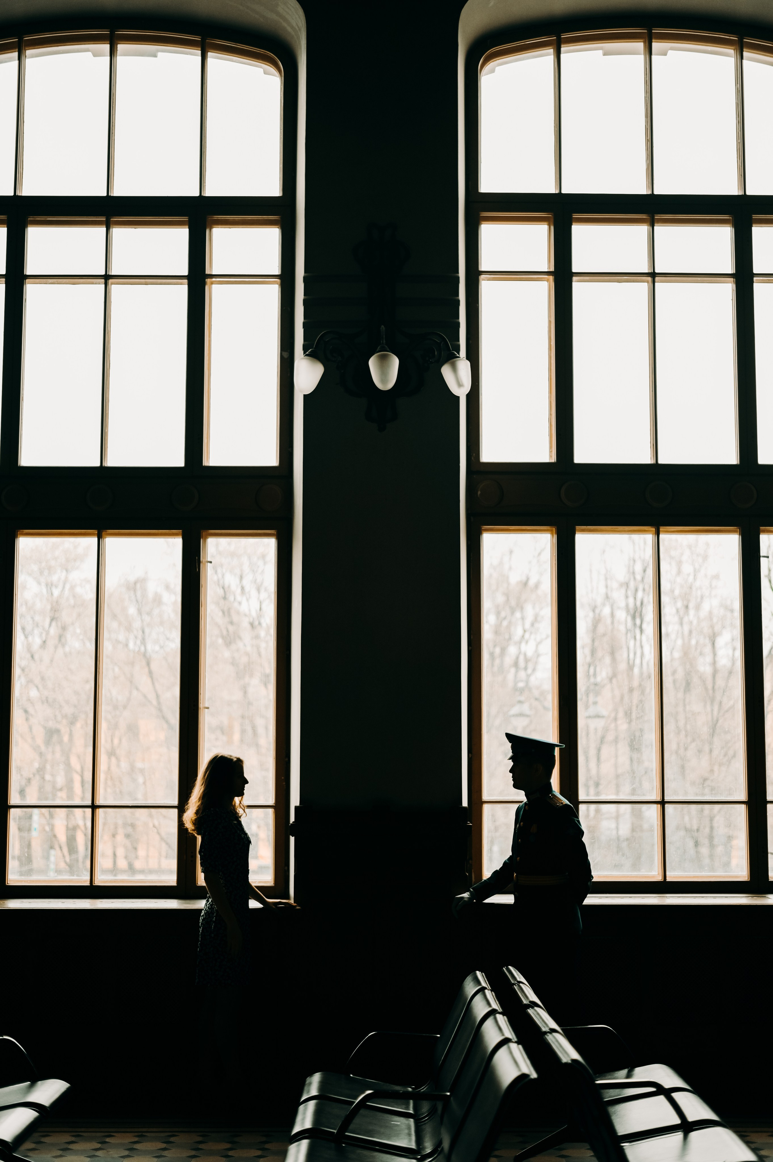 Love story на вокзале. Анастасия и Азамат. Семейный и свадебный фотограф в Санкт-Петербурге Яна