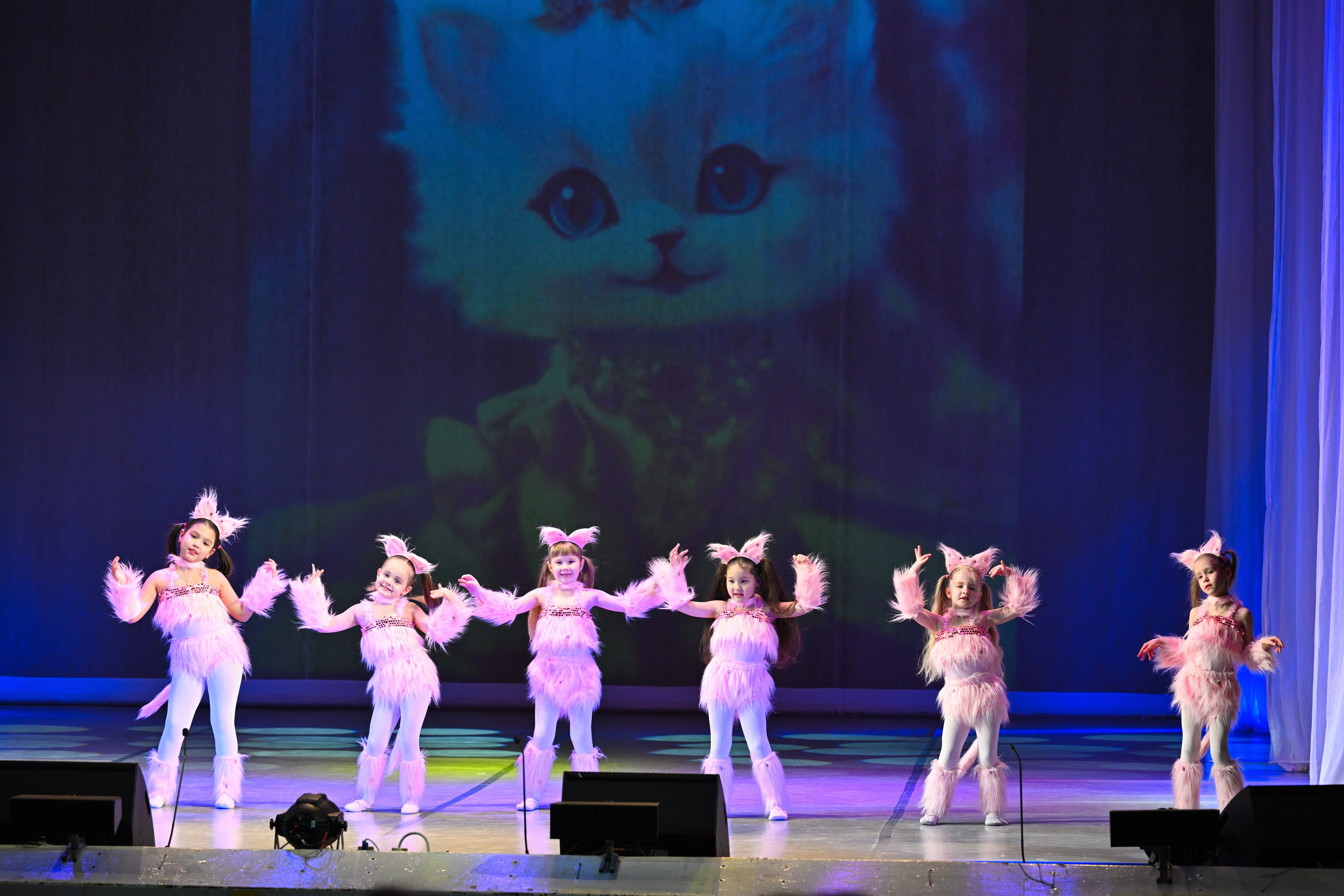 2025-12-19 Танцы ДК. Снежинск фото Андрианов