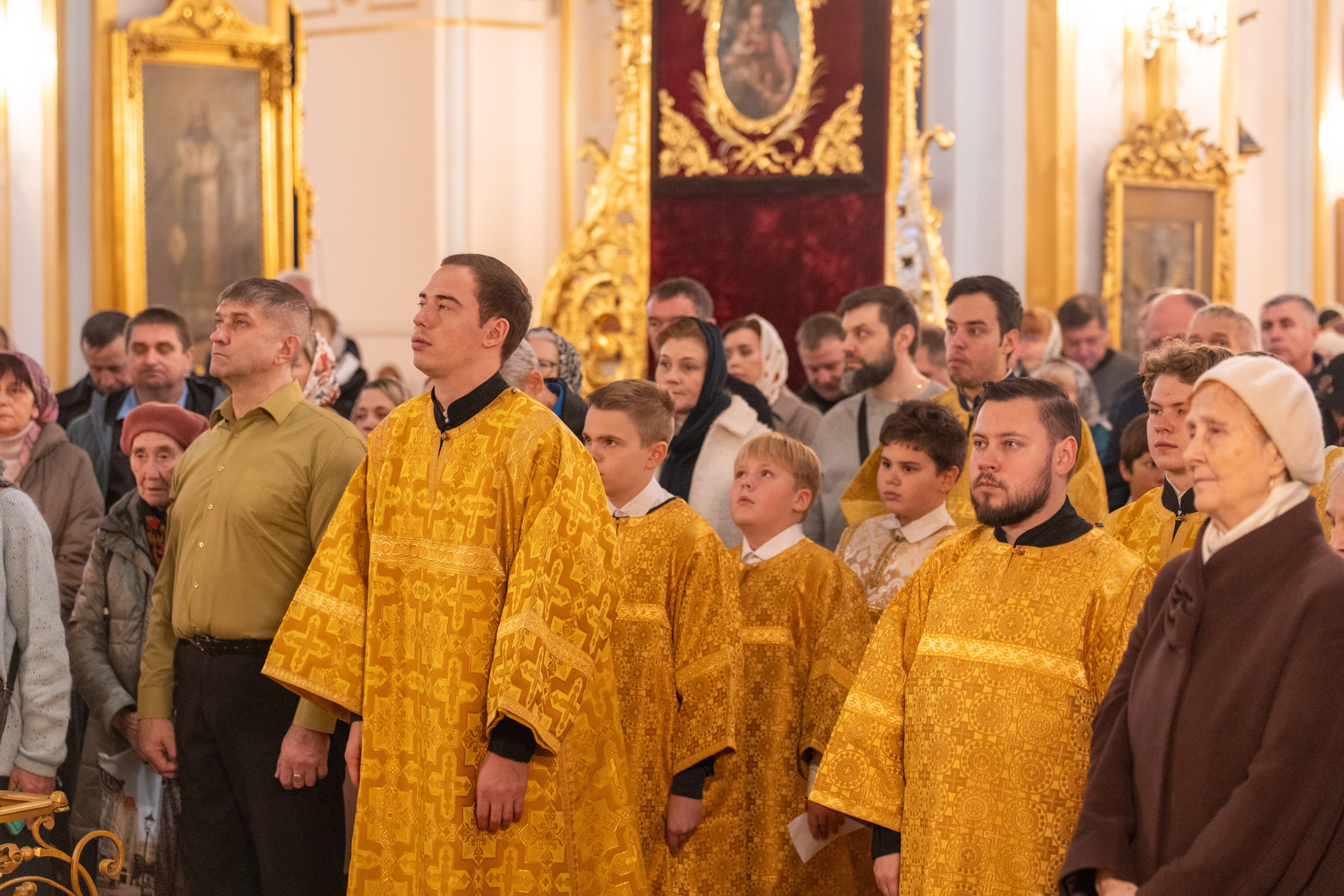 Неделя 20-я по Пятидесятнице. Память святых отцов VII Вселенского Собора. Иверской иконы Божией Матери. НИКОЛО-БОГОЯВЛЕНСКИЙ МОРСКОЙ СОБОР