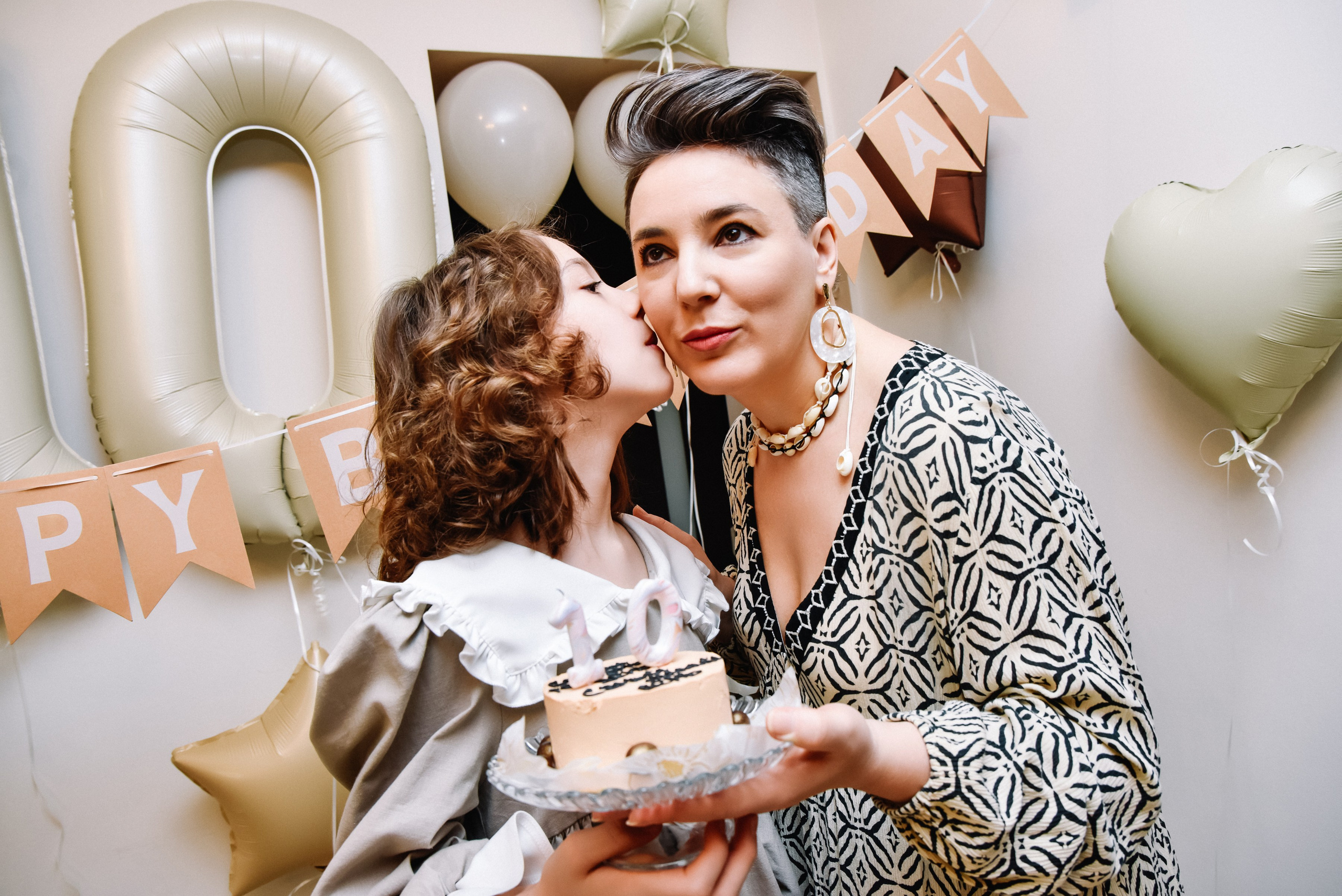 Полине 10 лет