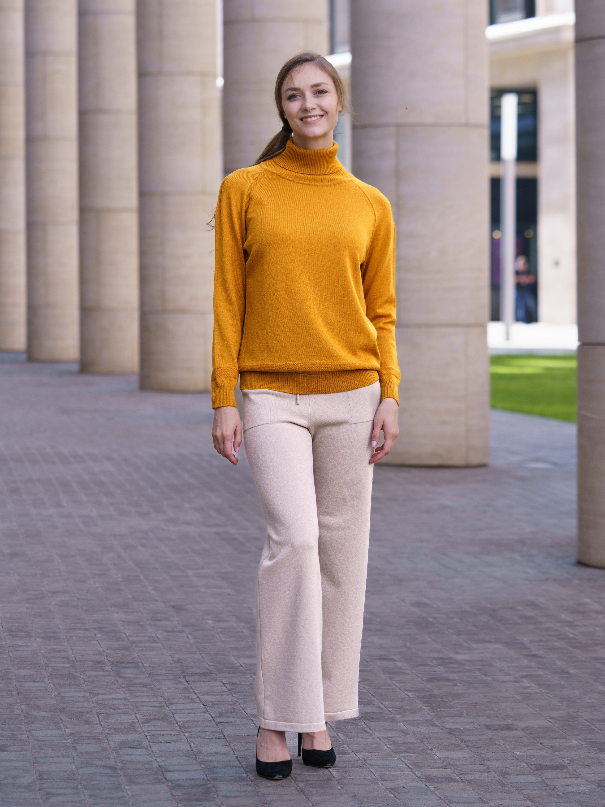 Ася, 42-44 р-р, рост 174. KED Production — продакшн из СПб. Создаём фото, видео и контент, который помогает брендам и селлерам продавать больше