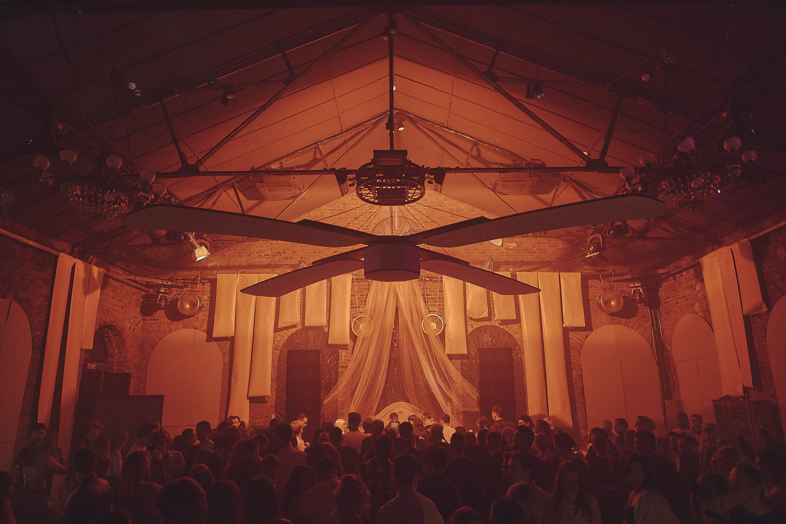 Фотограф и оператор мероприятий, концертов и портретов в городе Москва