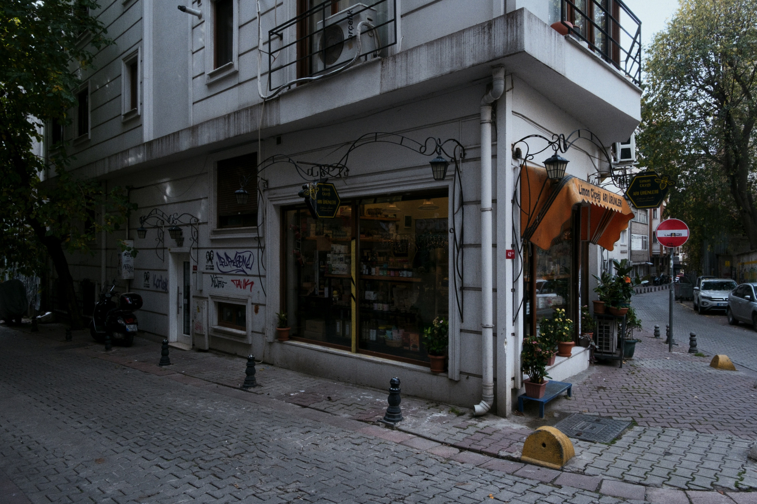 Kadikoy x Moda, Istanbul / Türkey AW25. Фотограф Юрин Евгений