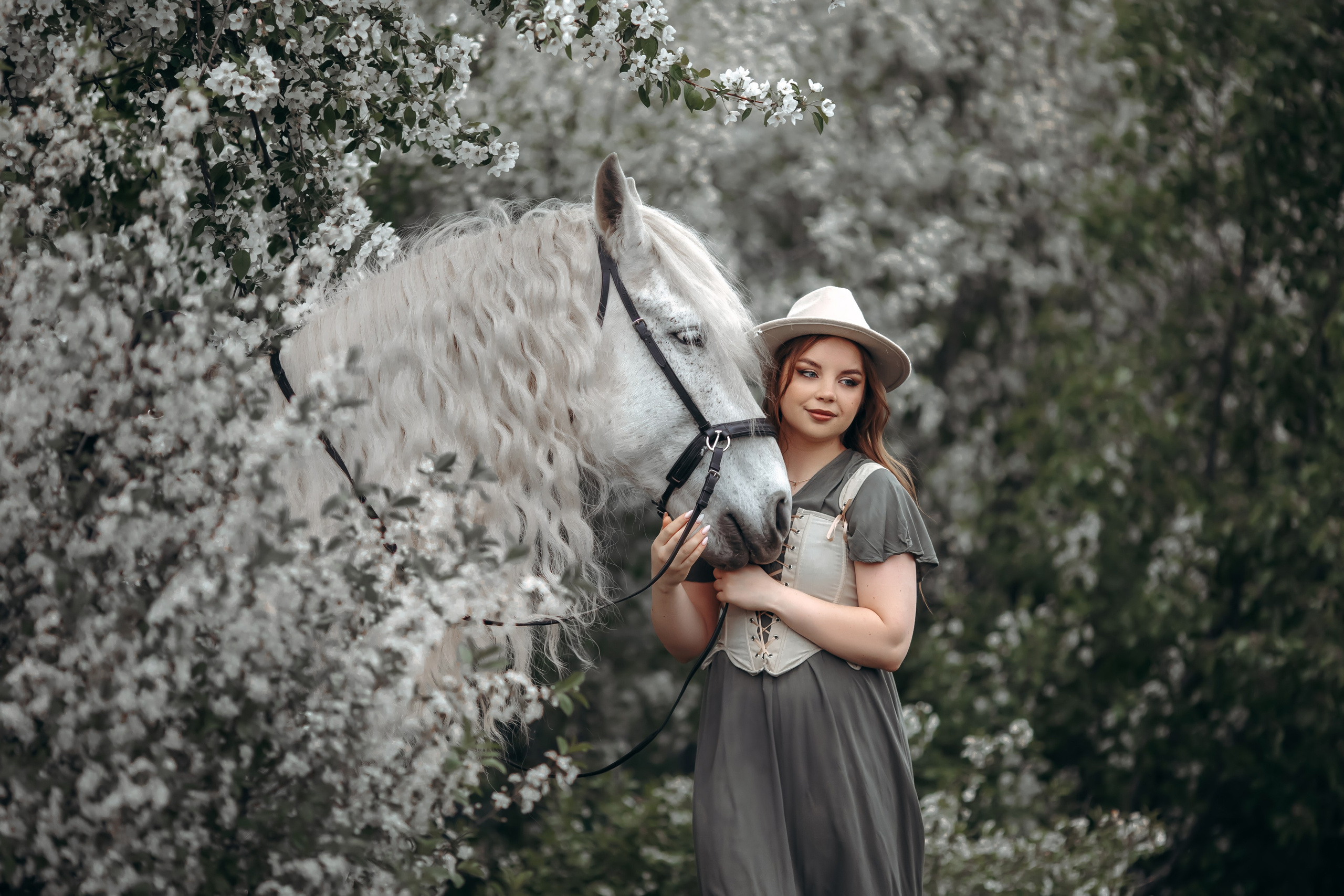 Весенние цветения. Анна Молчанова конный фотограф в Тюмени | фотосессии с лошадьми Тюмень