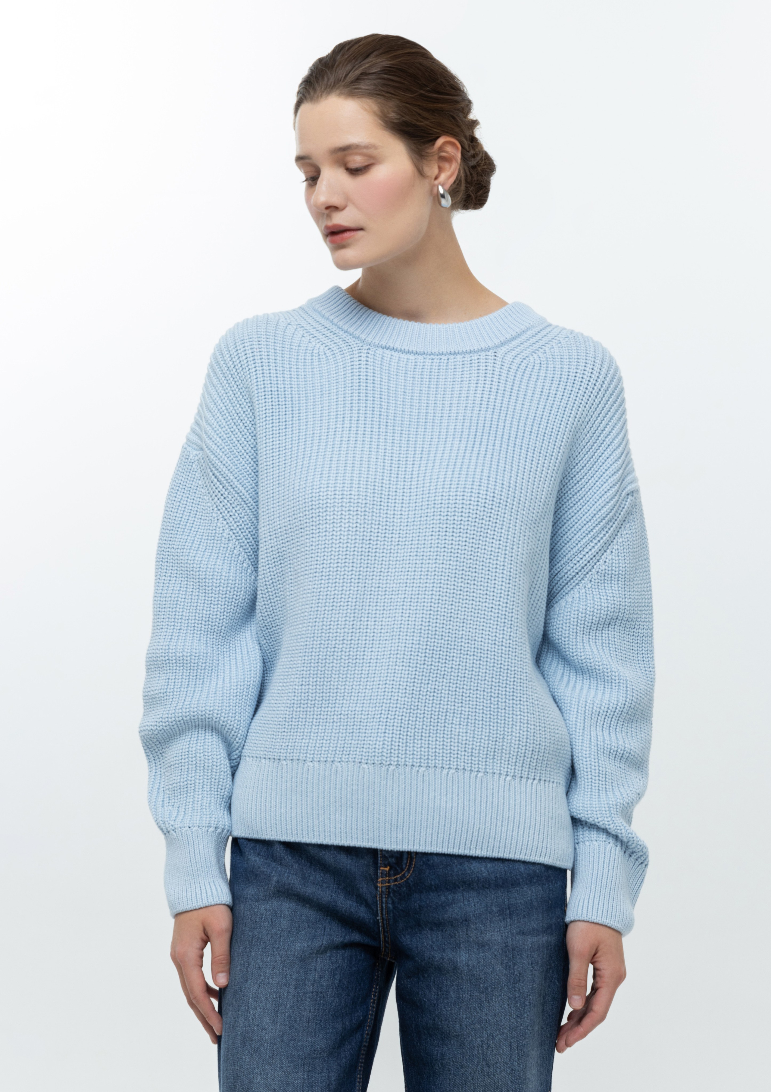 Каталог. Верхняя одежда + трикотаж бренда. 4ч,. Визажист для брендов, Фэшн продюсер Олеся Глушкова