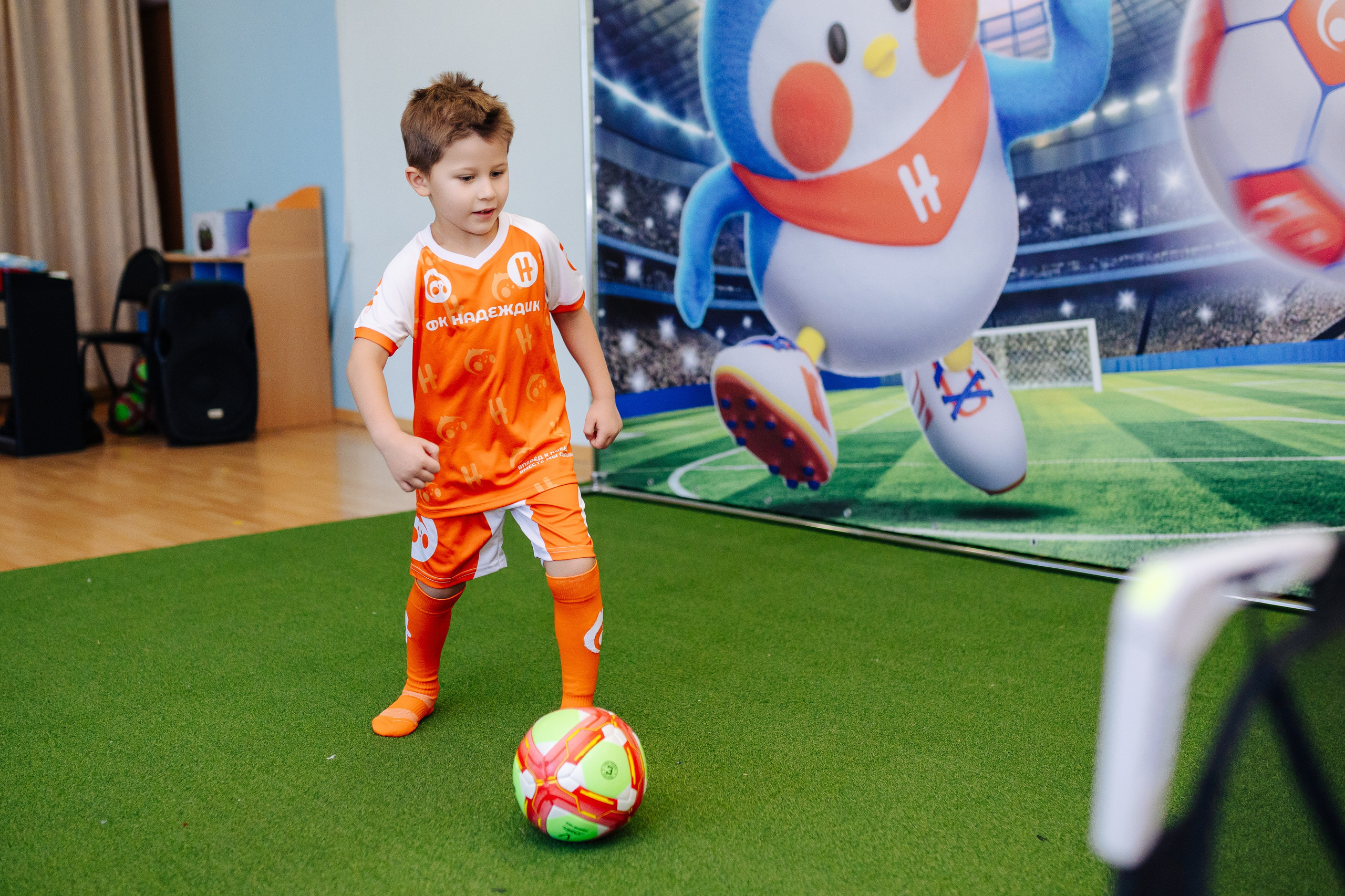 Фотосессия с кубком в детских садах г. Магнитогорска. Денис Прохоров Фотограф в г. Магнитогорск