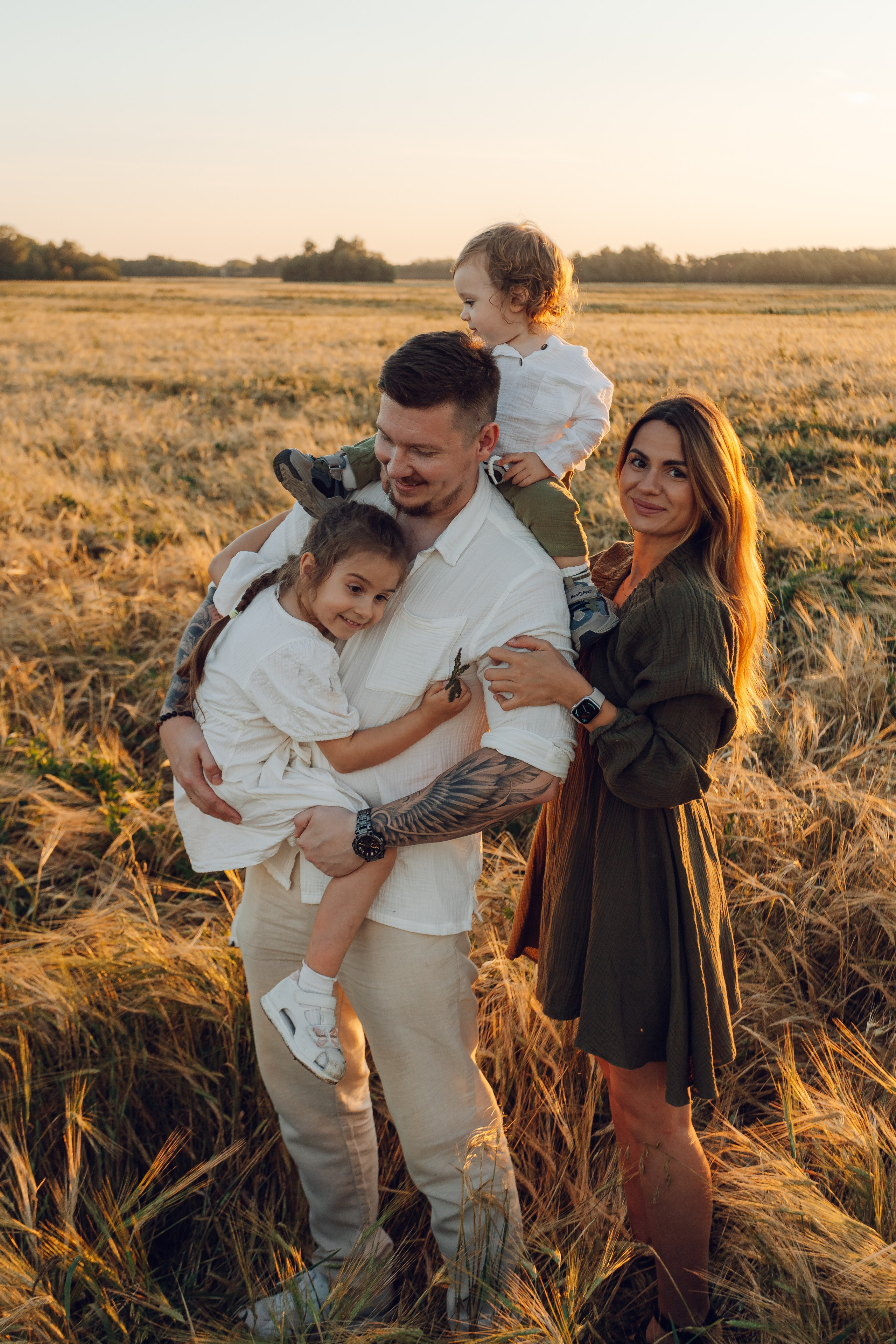 Поле. Семейный и художественный фотограф в Тюмени Юлия Логинова