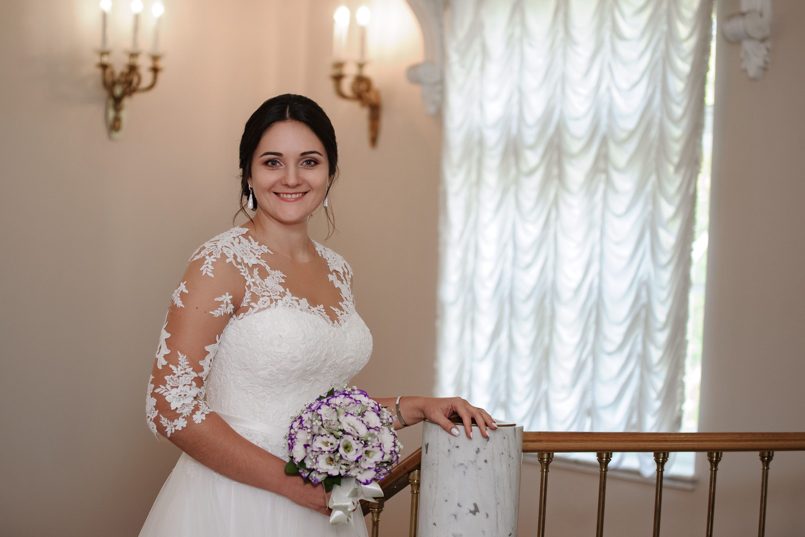 Свадебная фотосъёмка регистрации брака во дворце.