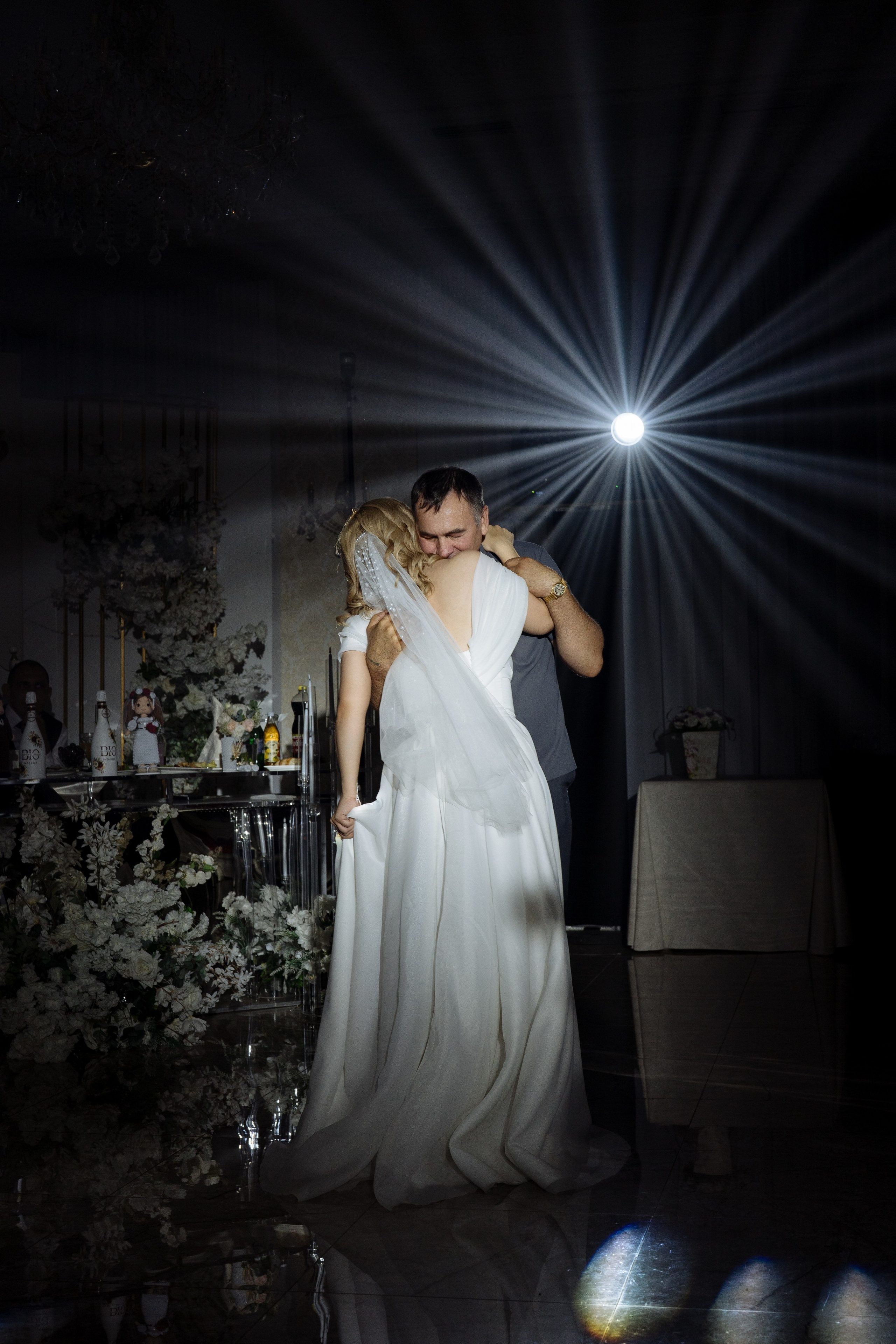 Виктор и Юлия