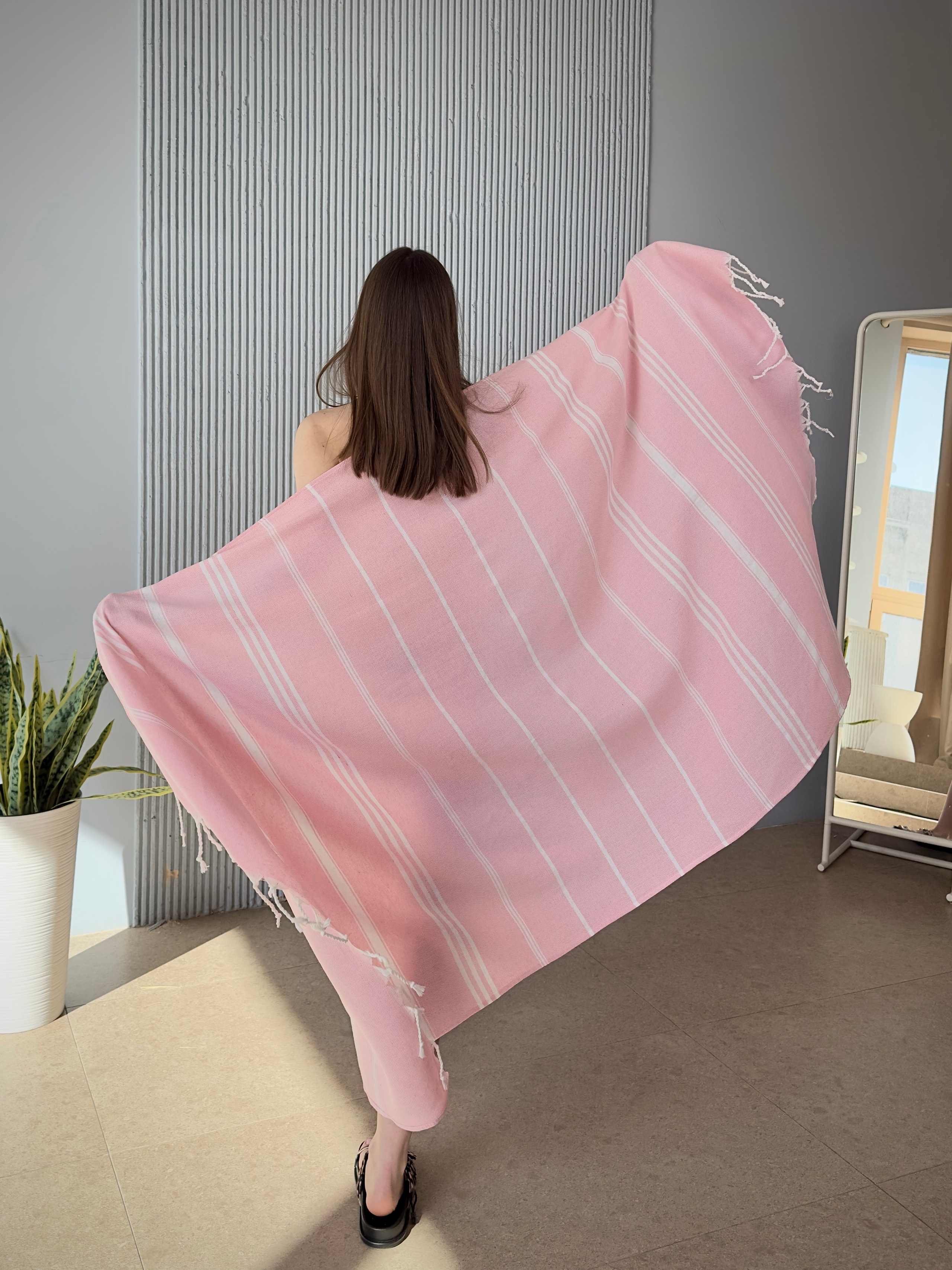 Маркетплейсы: туника и полотенца с моделью. КОНТЕНТ |БРЕНД фотограф Санкт-Петербург — Жанна Олтаржевская