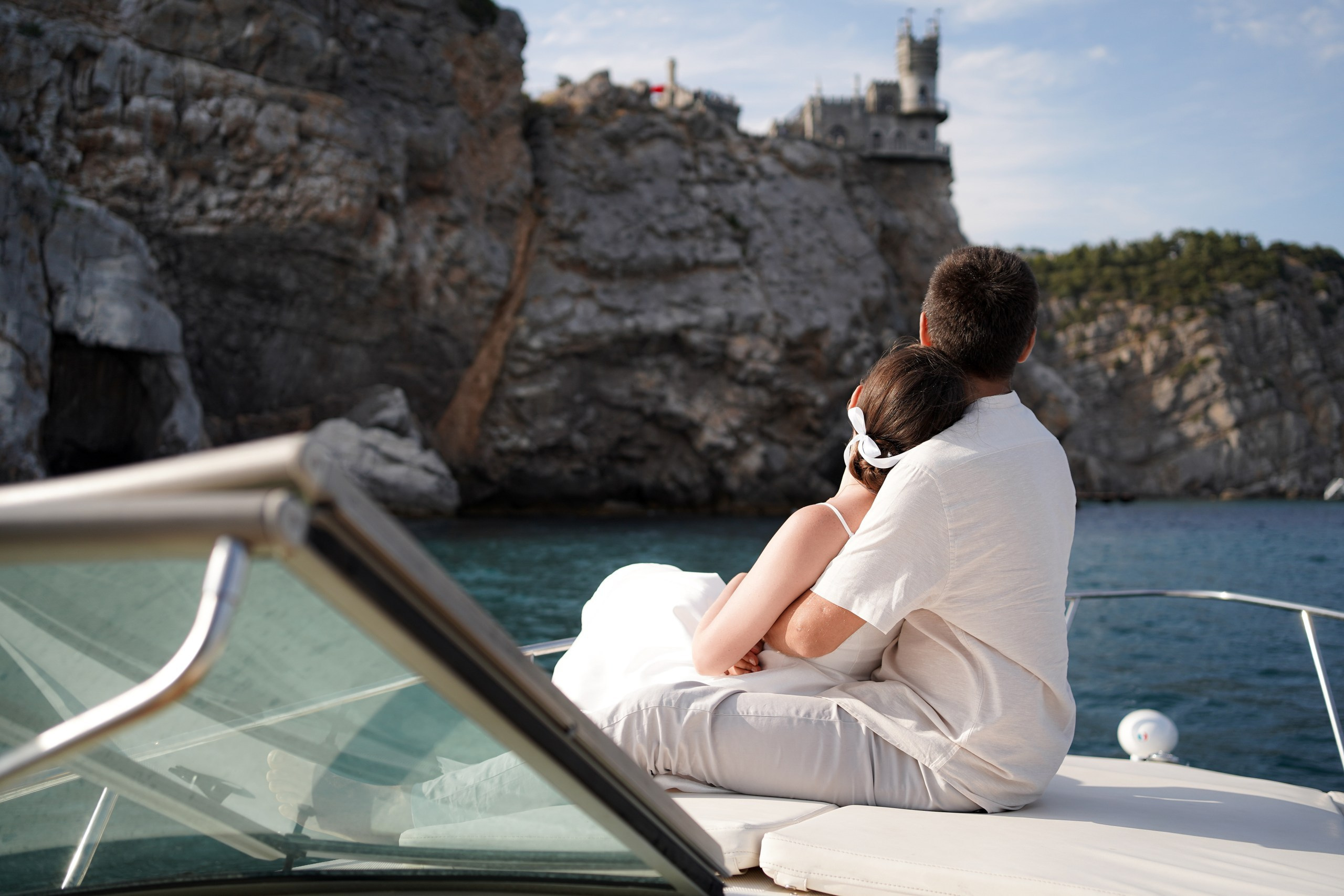 Свадебная фотосессия на катере в Крыму. Фотограф из Ростова-на-Дону Алёна Чёботова. Алексей и Анастасия. Свадебный фотограф в Ростове-на-Дону. Таинство Крещения и Венчания, семейные фотосессии. Алёна Чёботова