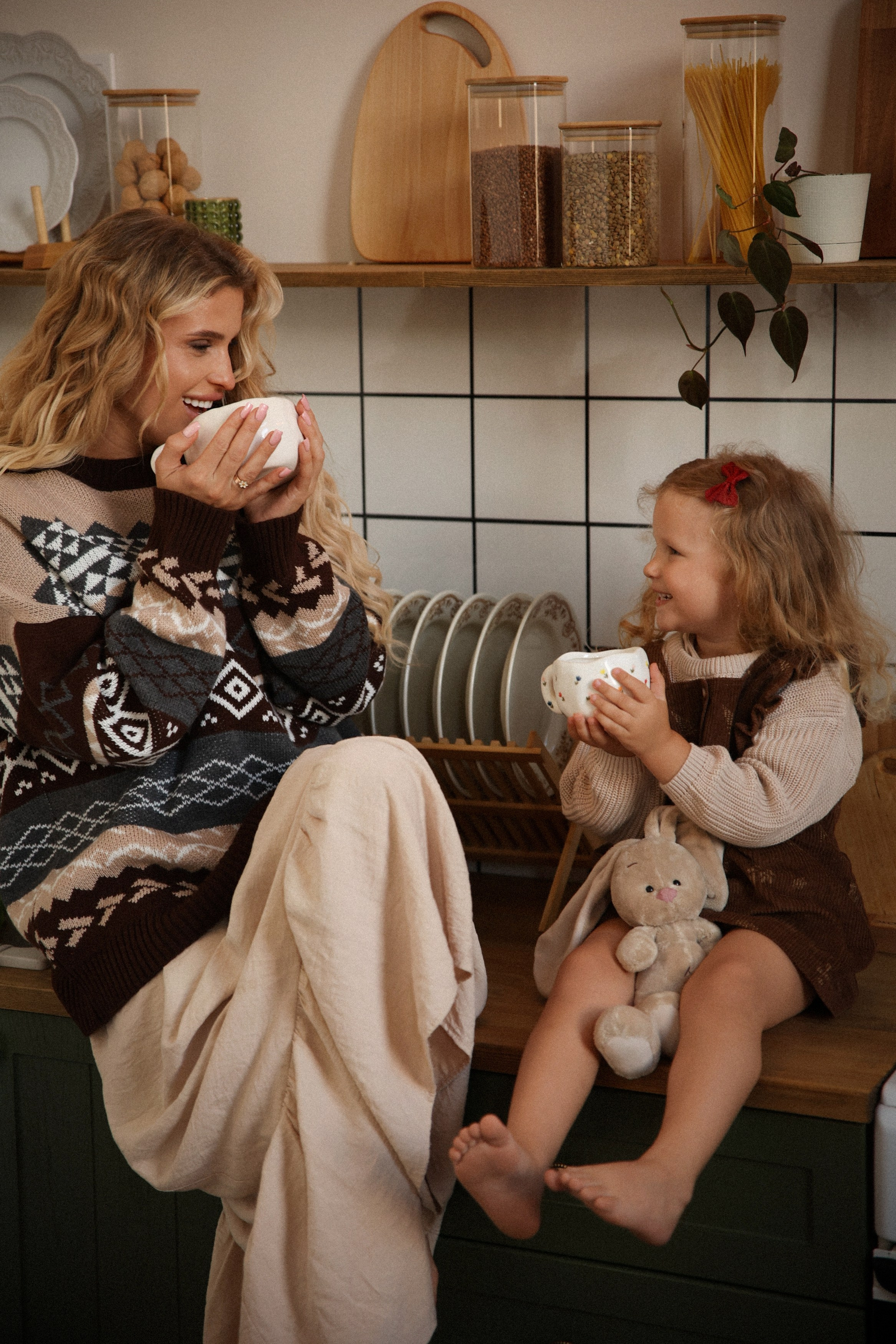 Мама и дочка фотосессия в студии. Фотограф Владимир Москва