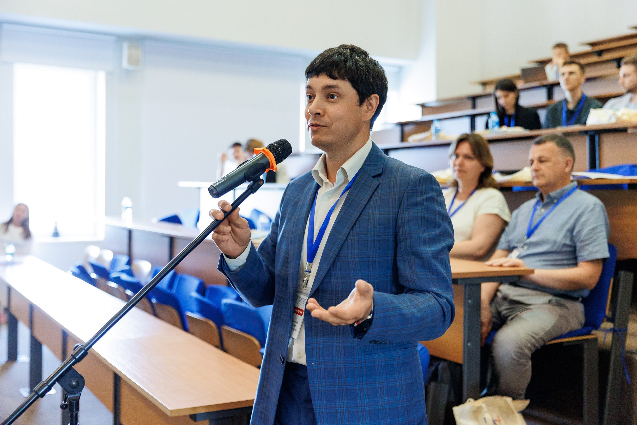 Конференция Хирургии сердца. Репортажный и студийный фотограф во Владивостоке Дударева Софья