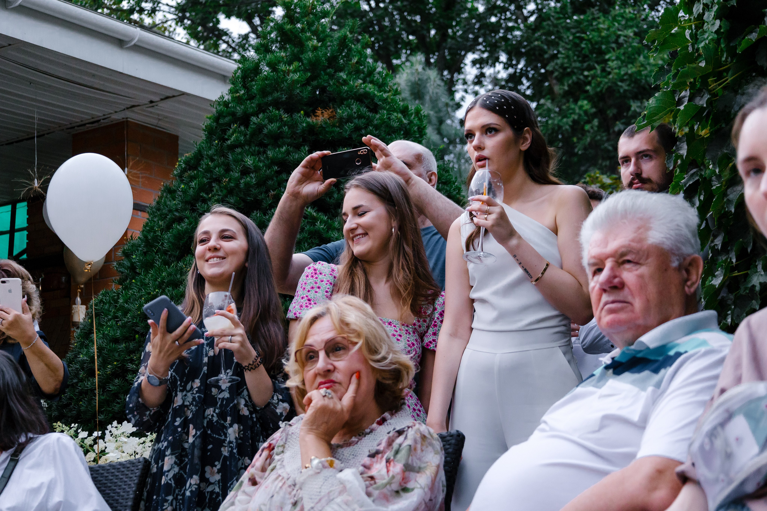 Махан и Нина. Главная