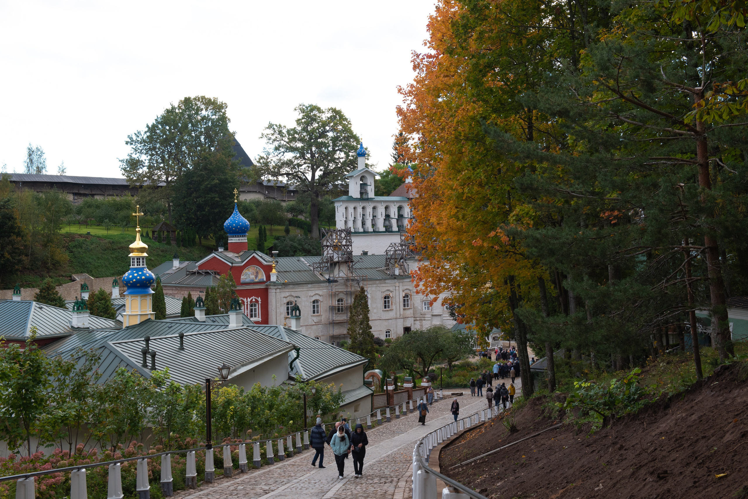 Печоры. Портретный и архитектурный фотограф в Москве и Санкт-Петербурге