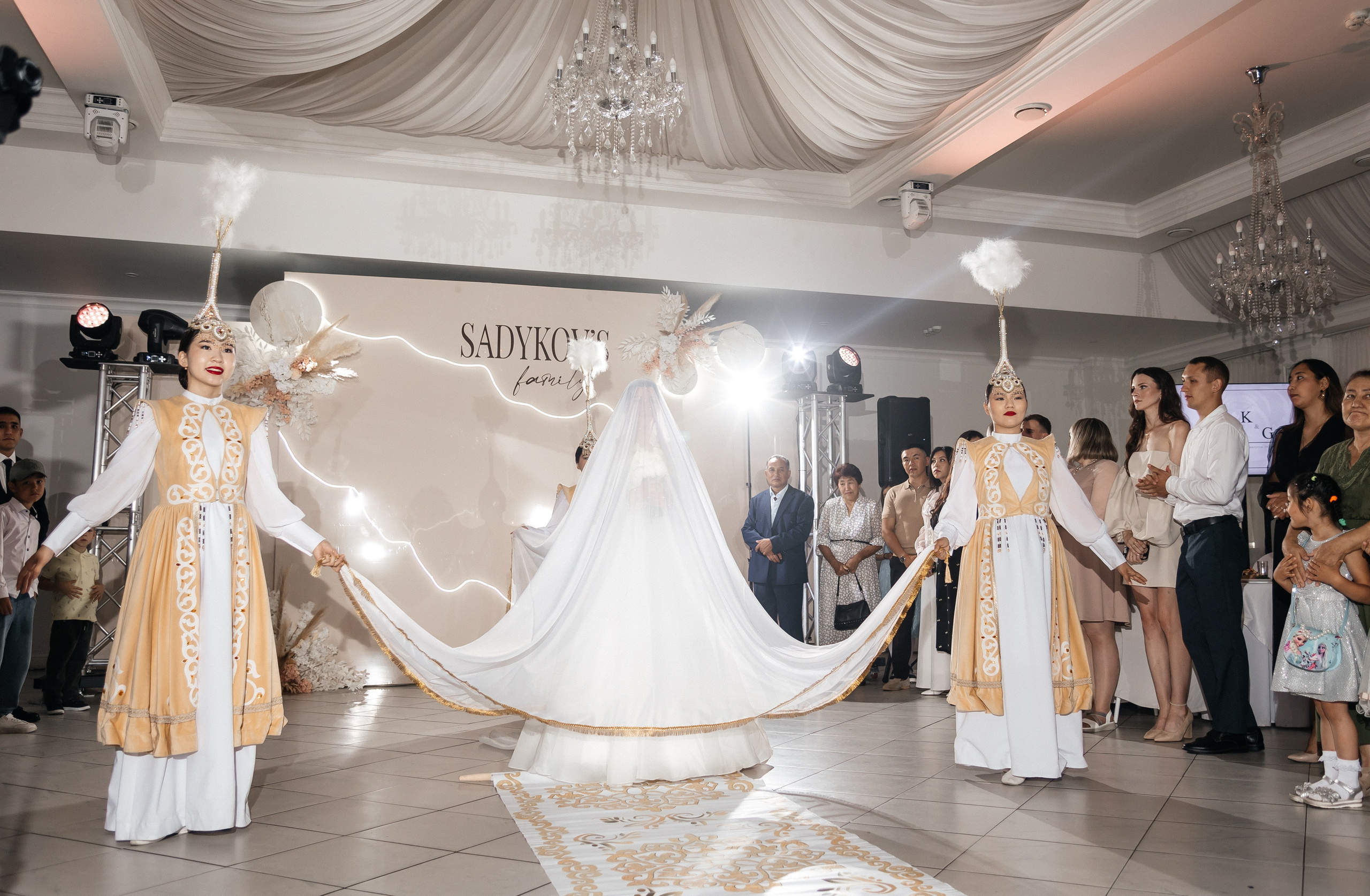 Кайрат & Гузель | 03.08.24. Свадебный и семейный фотограф в Омске Евгения Хакимова