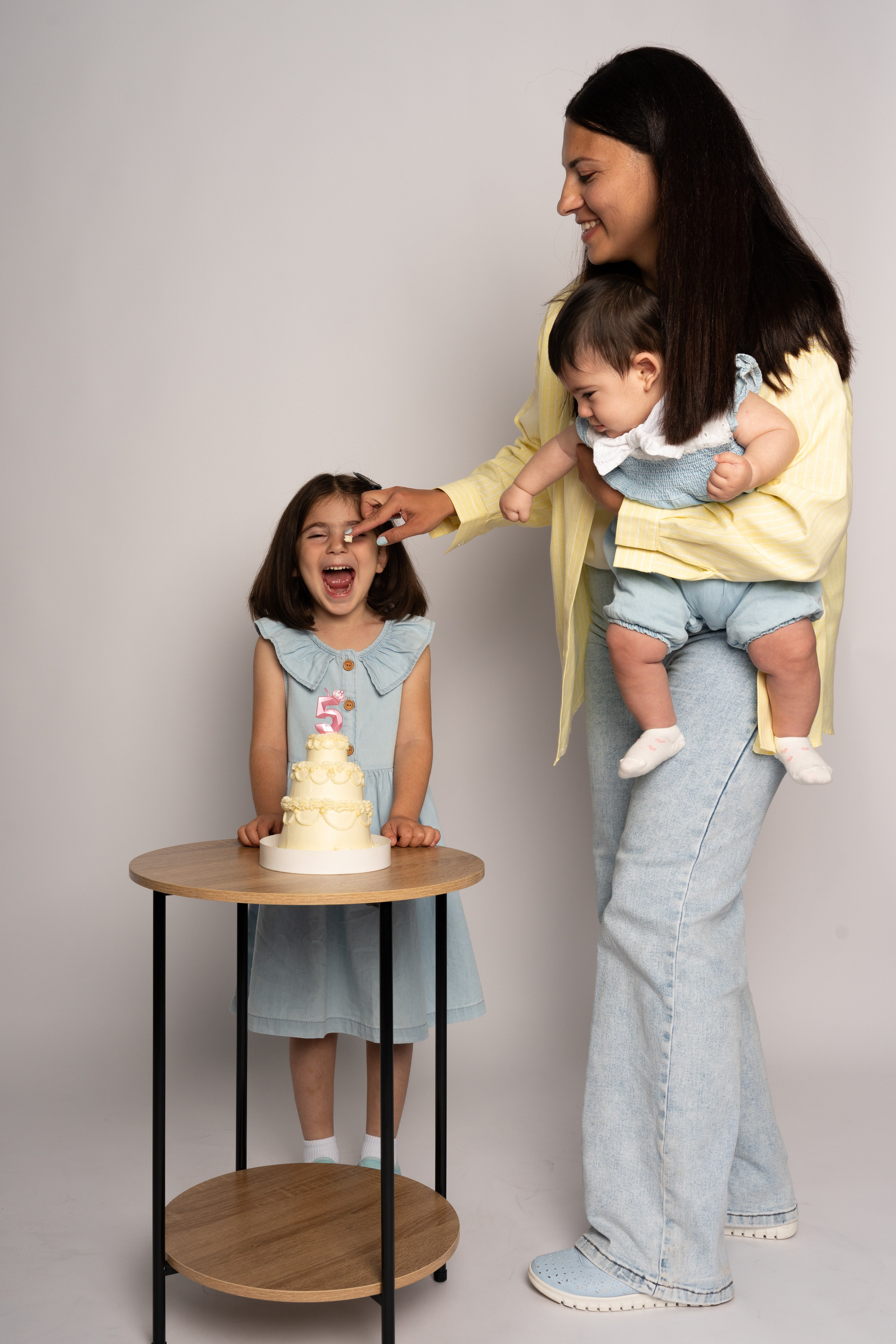 Фотосессия в студии на годик, 2,3 и т.д. Nikolay Serfoord