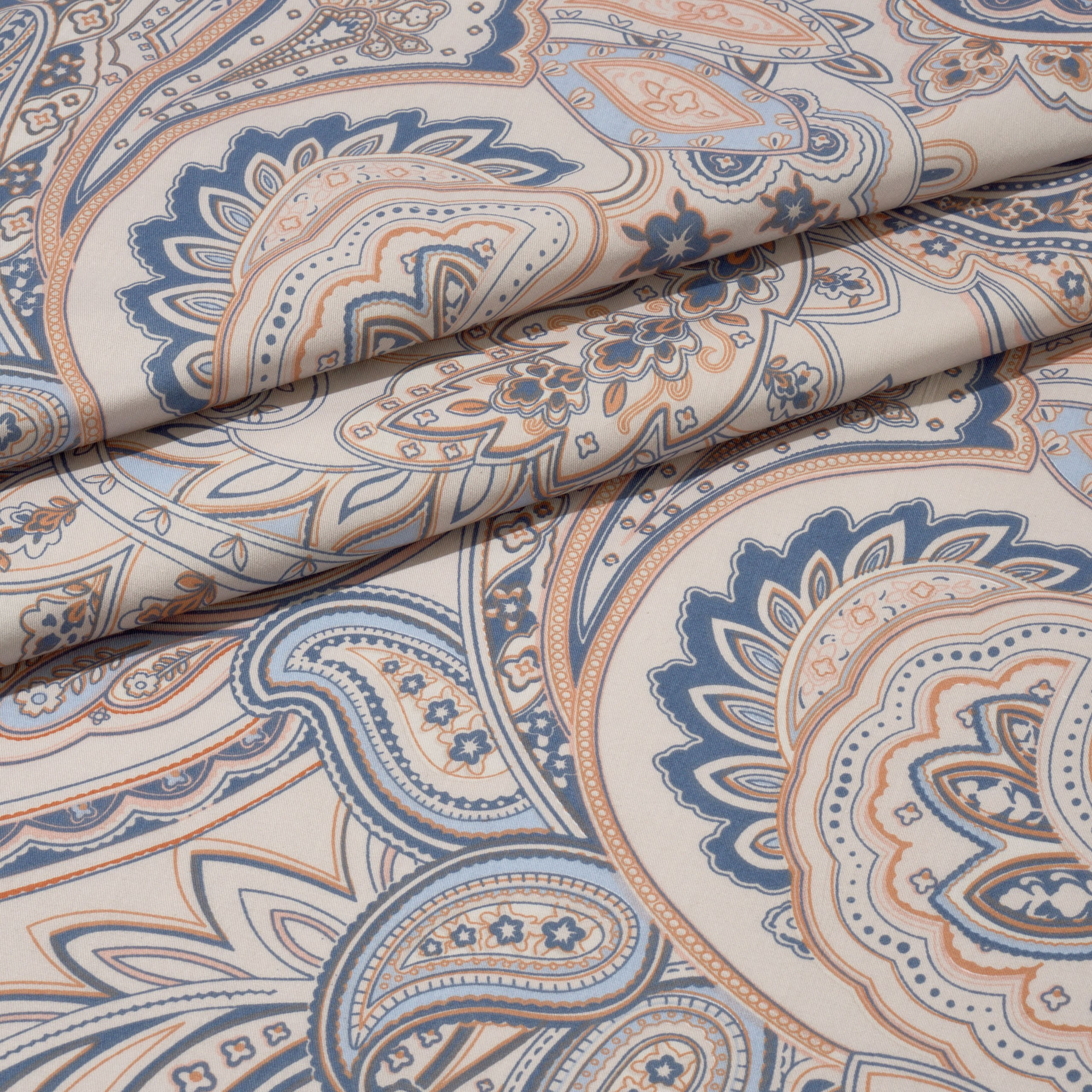 Предметные съёмки товаров для дома и кухни, изделий из ткани и прочих хозяйственных принадлежностей