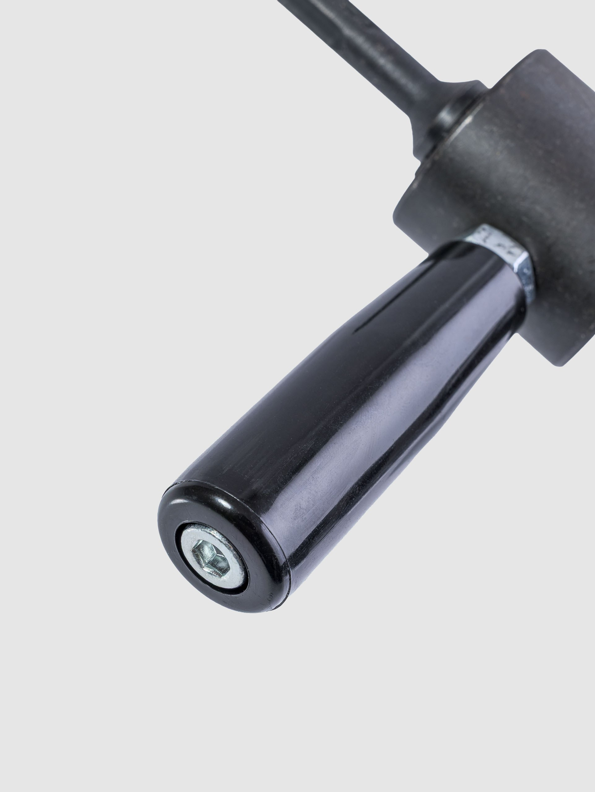 Предметные фотографии бытовых и строительных инструментов