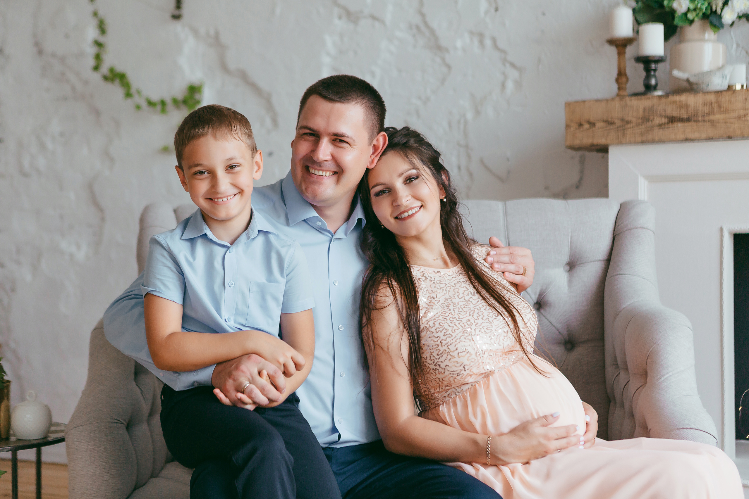 Фотосессия в ожидании чуда с мужем и ребенком екатеринбург. Фотограф Виктория Темирова Екатеринбург