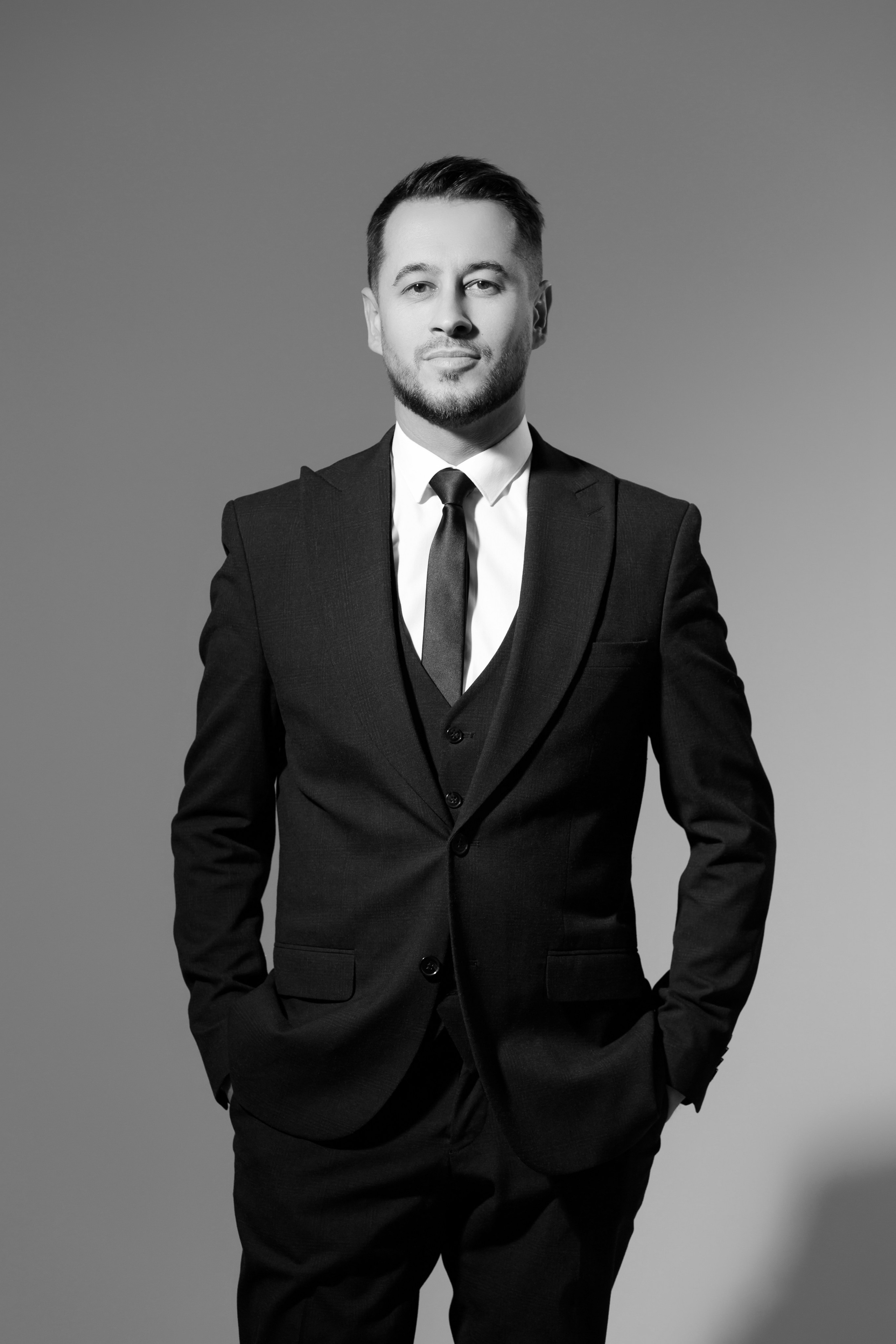 АЛЕКСЕЙ. Продающий контент для маркетплейсов и e-commerce «под ключ»